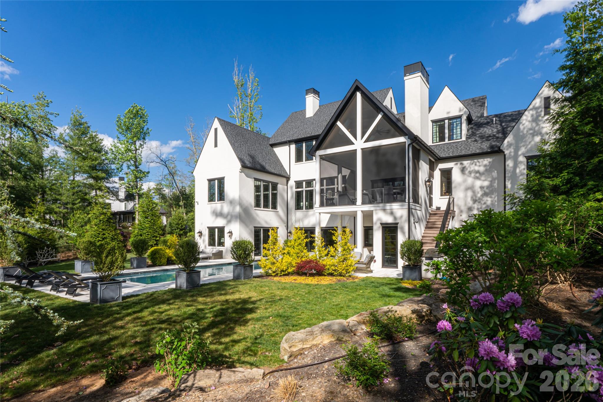 6 Stansbury Drive — Asheville