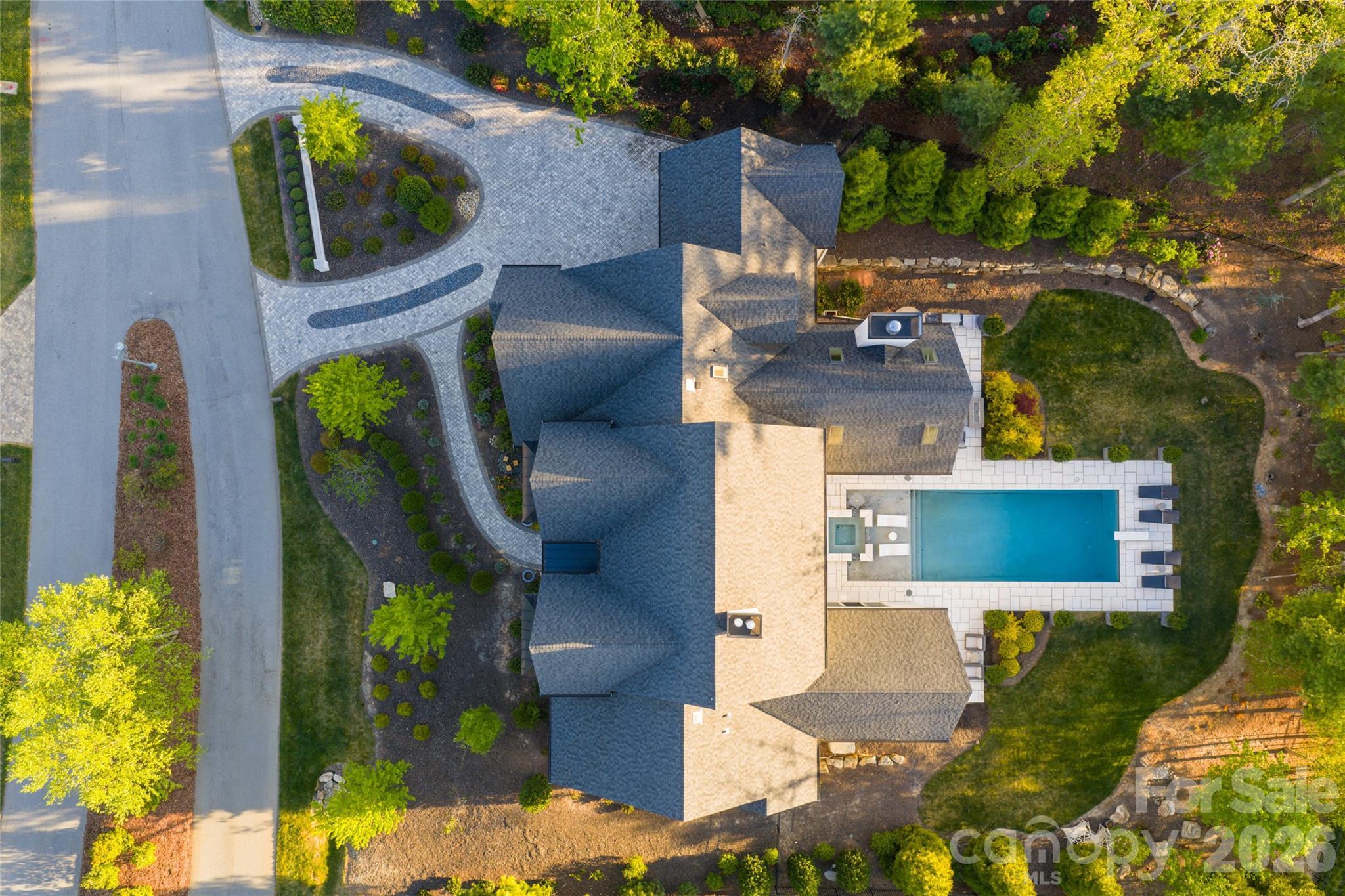 6 Stansbury Drive — Asheville
