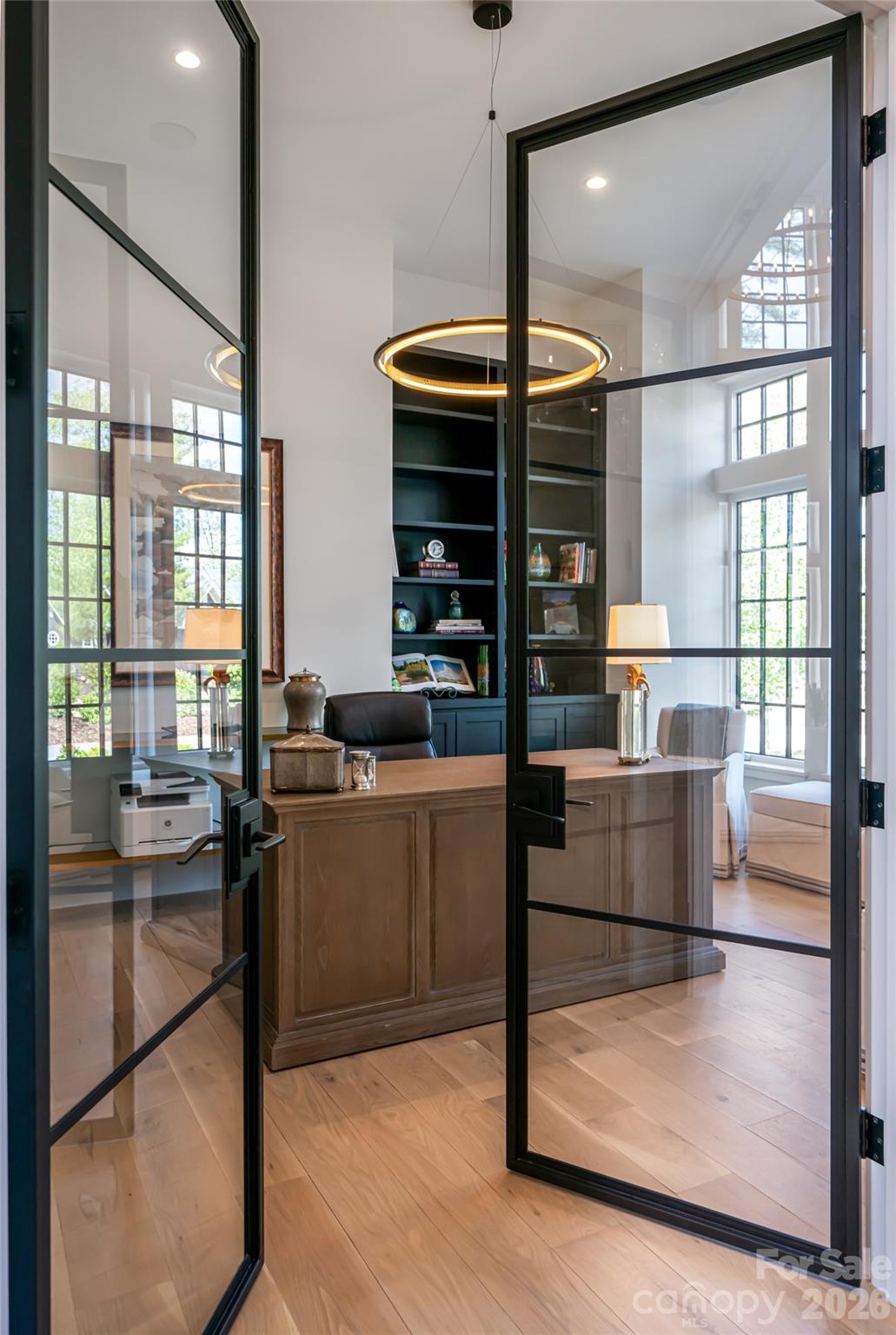 6 Stansbury Drive — Asheville