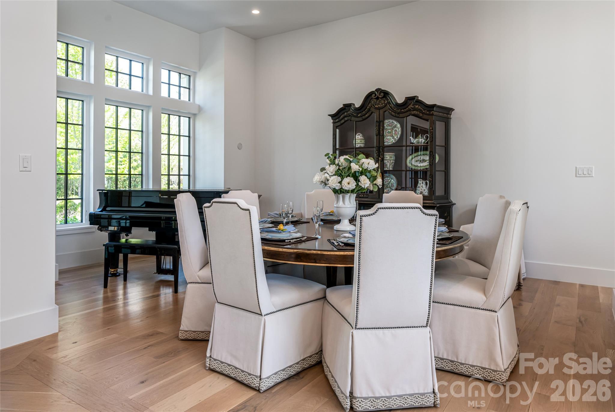 6 Stansbury Drive — Asheville