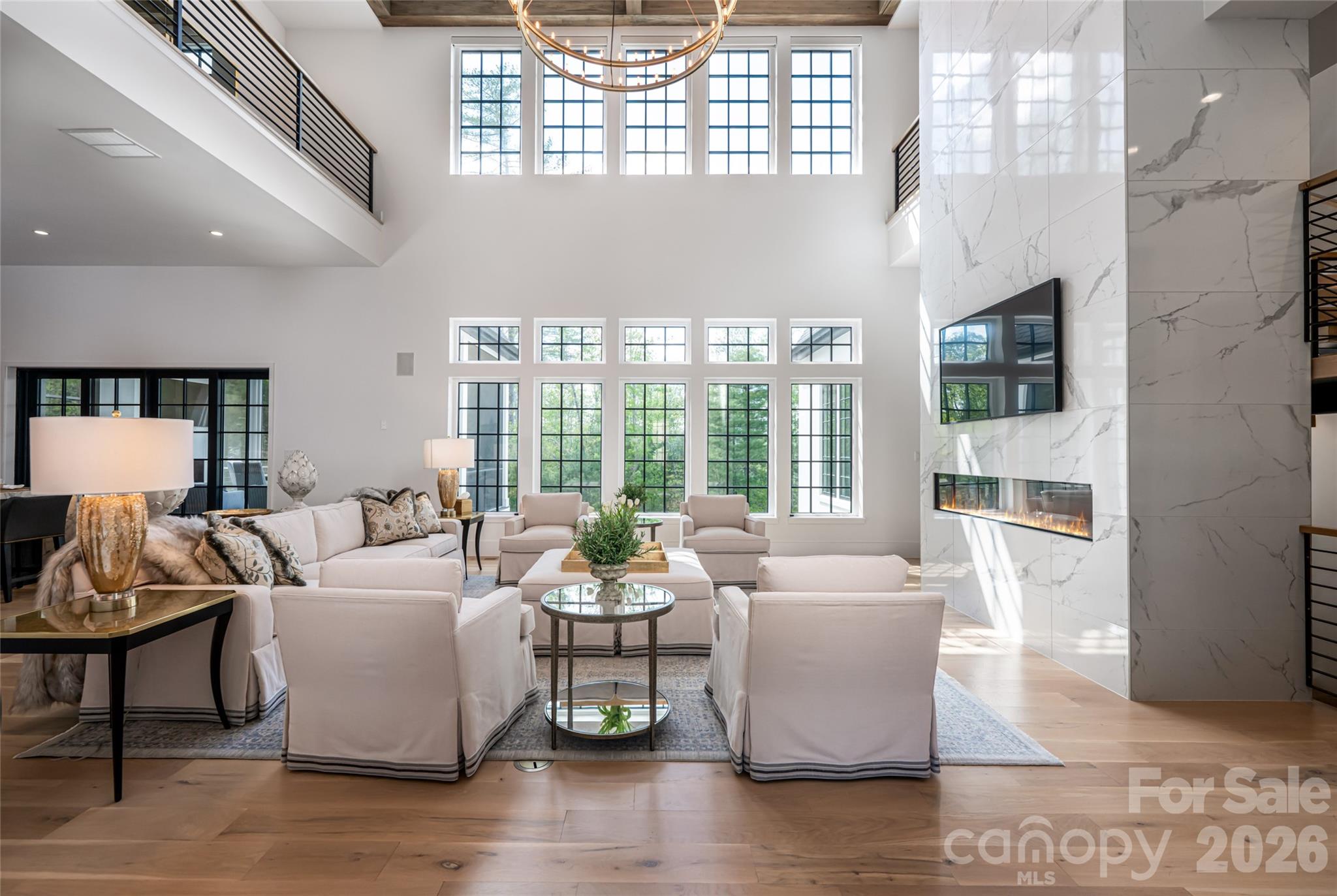 6 Stansbury Drive — Asheville