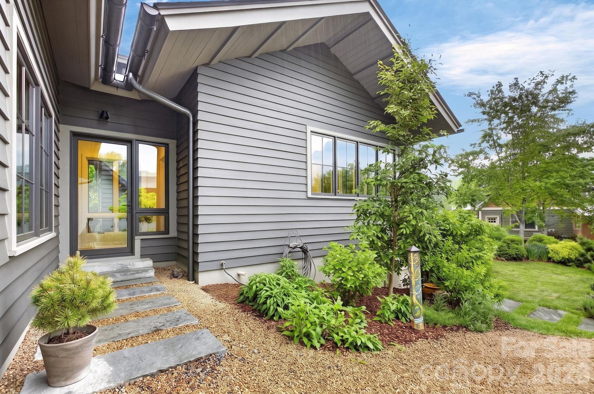 18 Wordsworth Road — Black Mountain