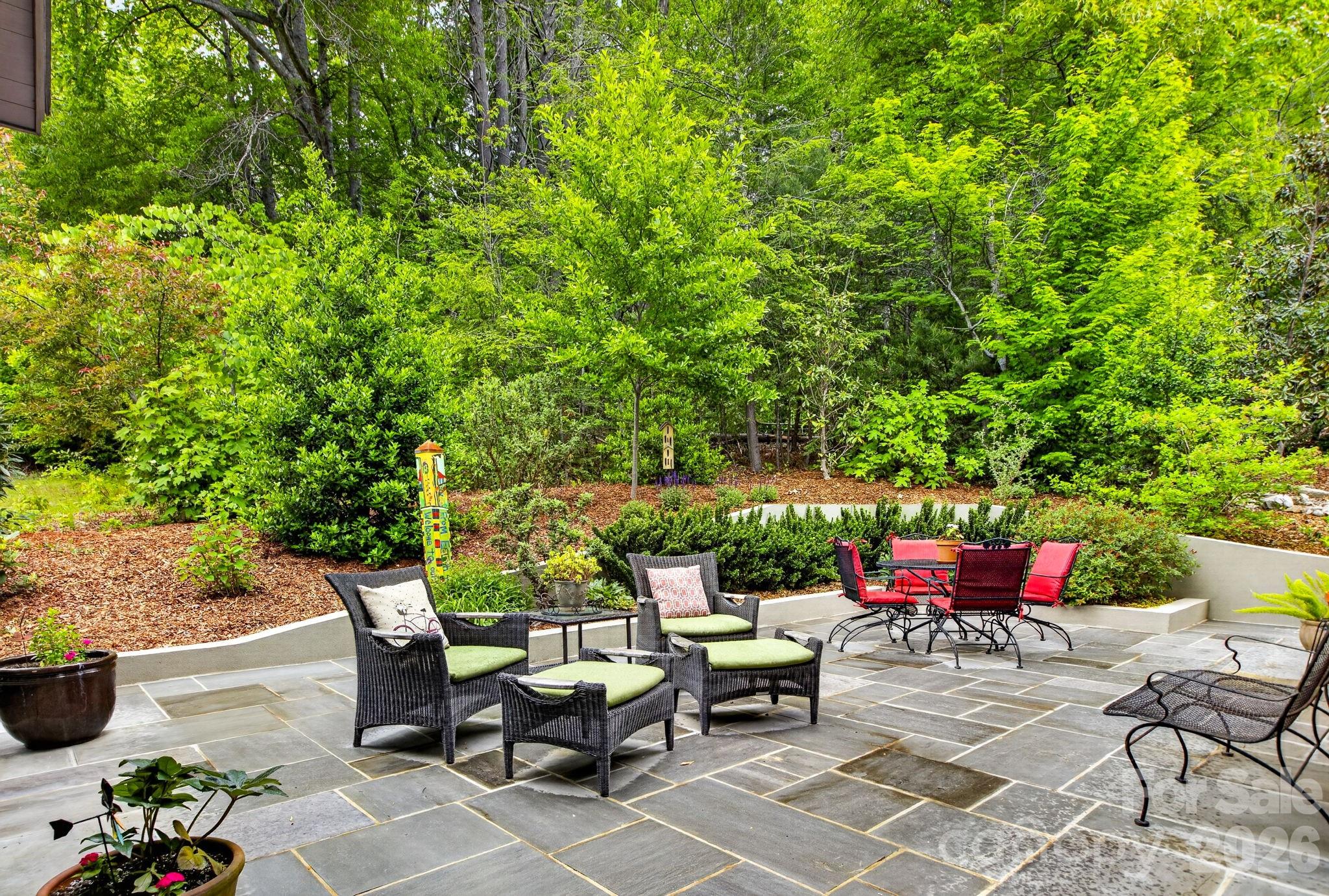 18 Wordsworth Road — Black Mountain