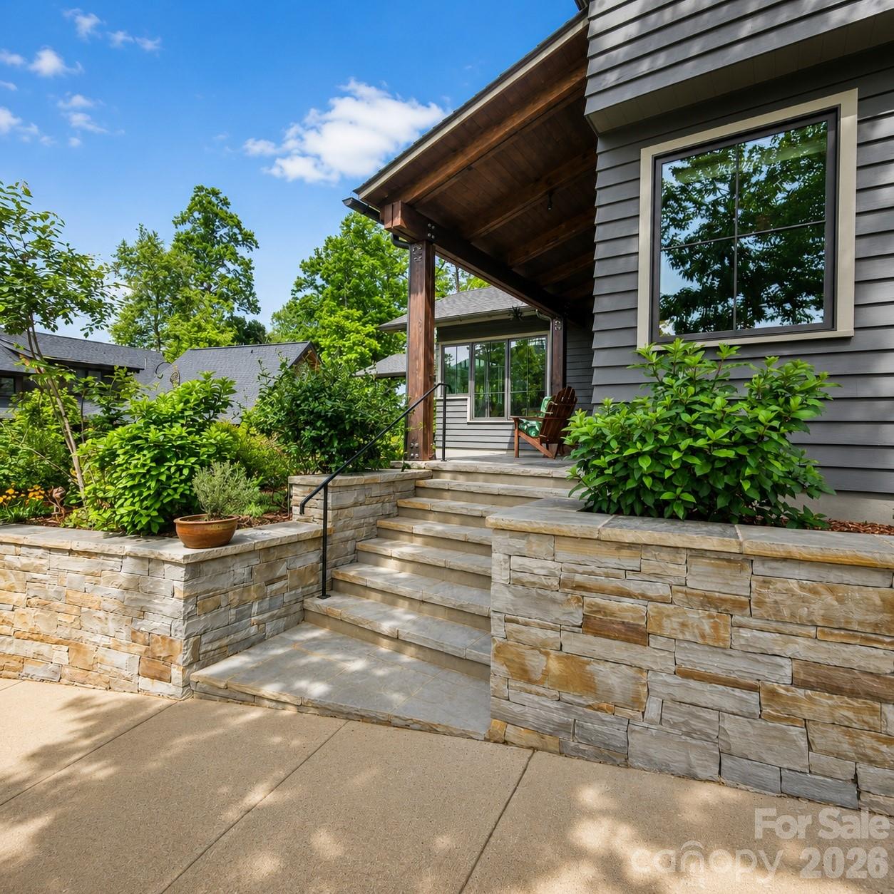 18 Wordsworth Road — Black Mountain