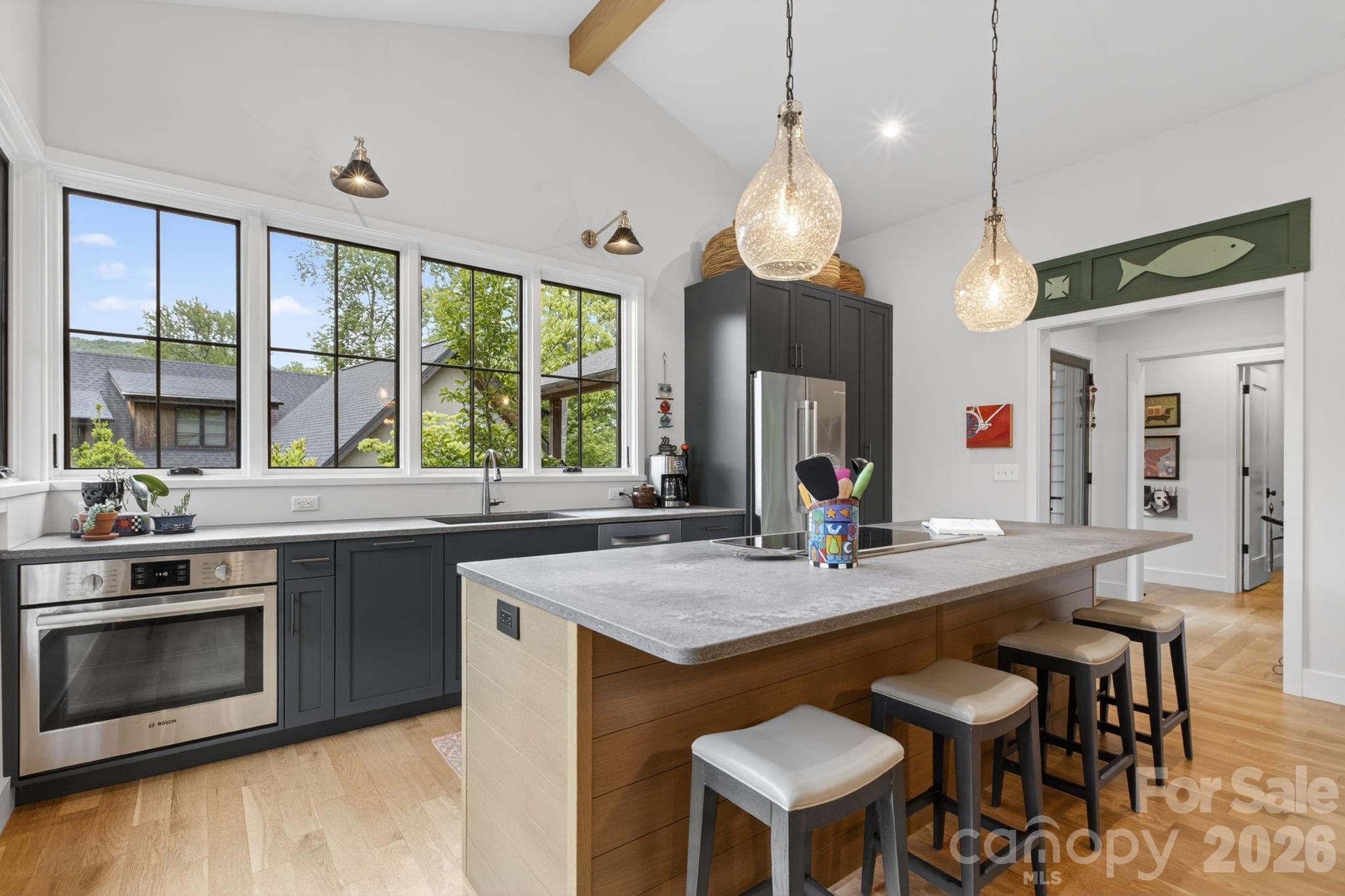 18 Wordsworth Road — Black Mountain