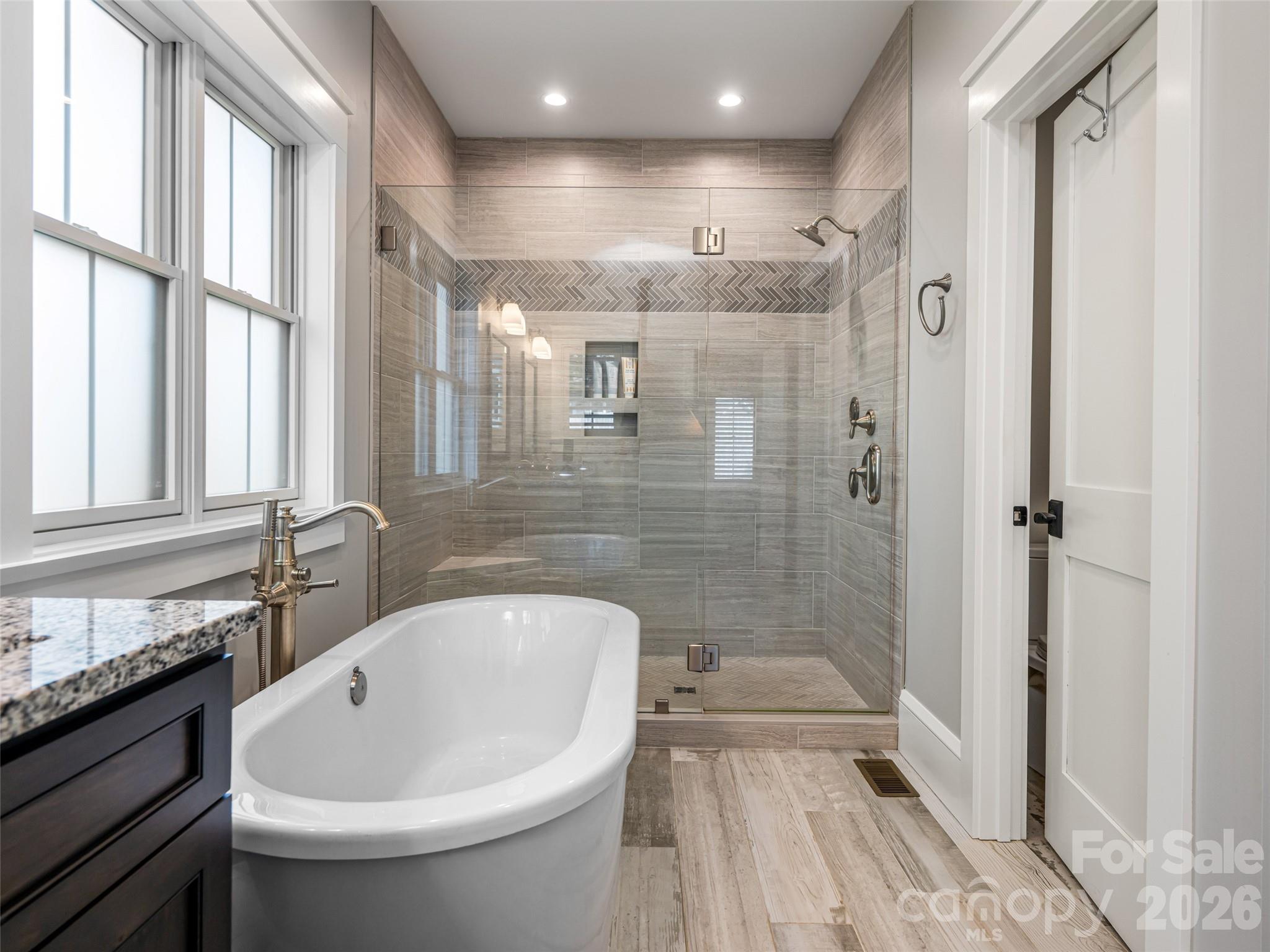 10 Starwood Valley Trail #+ extra lot — Arden