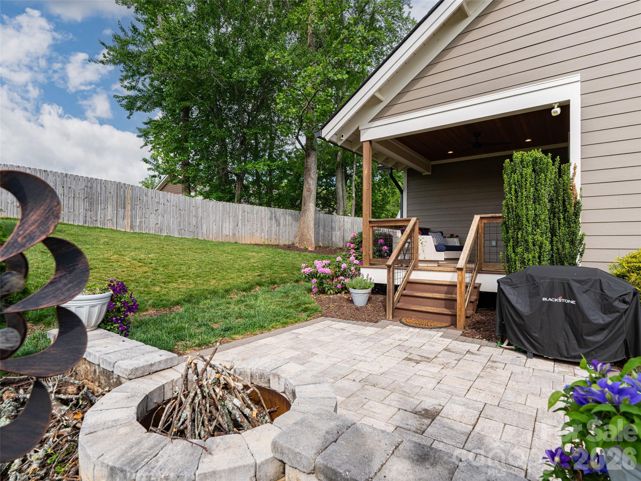 10 Starwood Valley Trail #+ extra lot — Arden