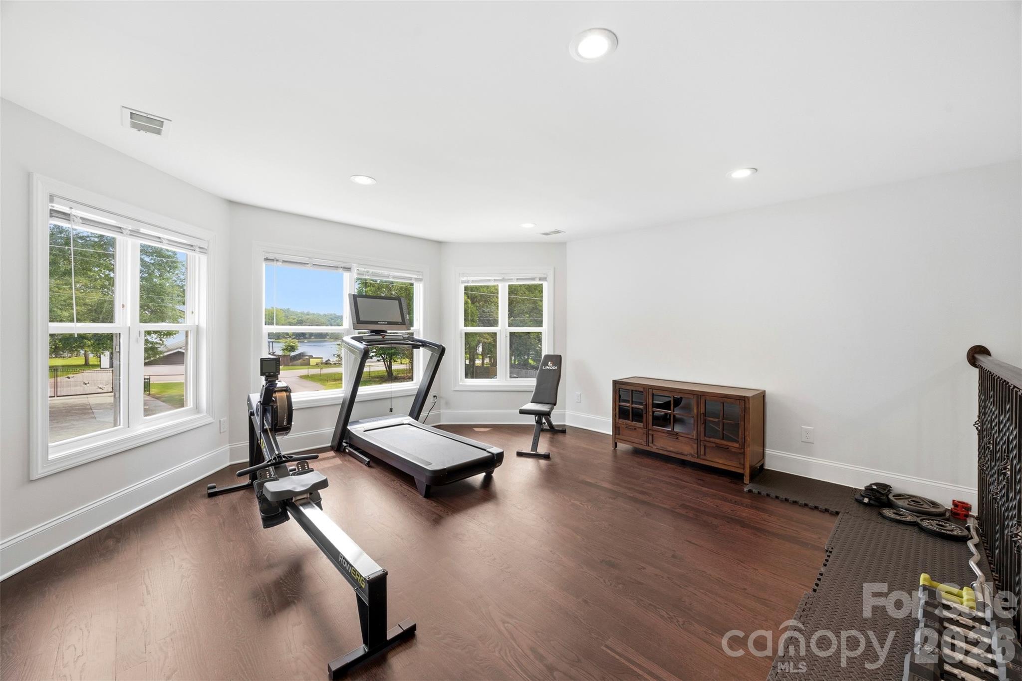 5555 Riverfront Road — Lake Wylie