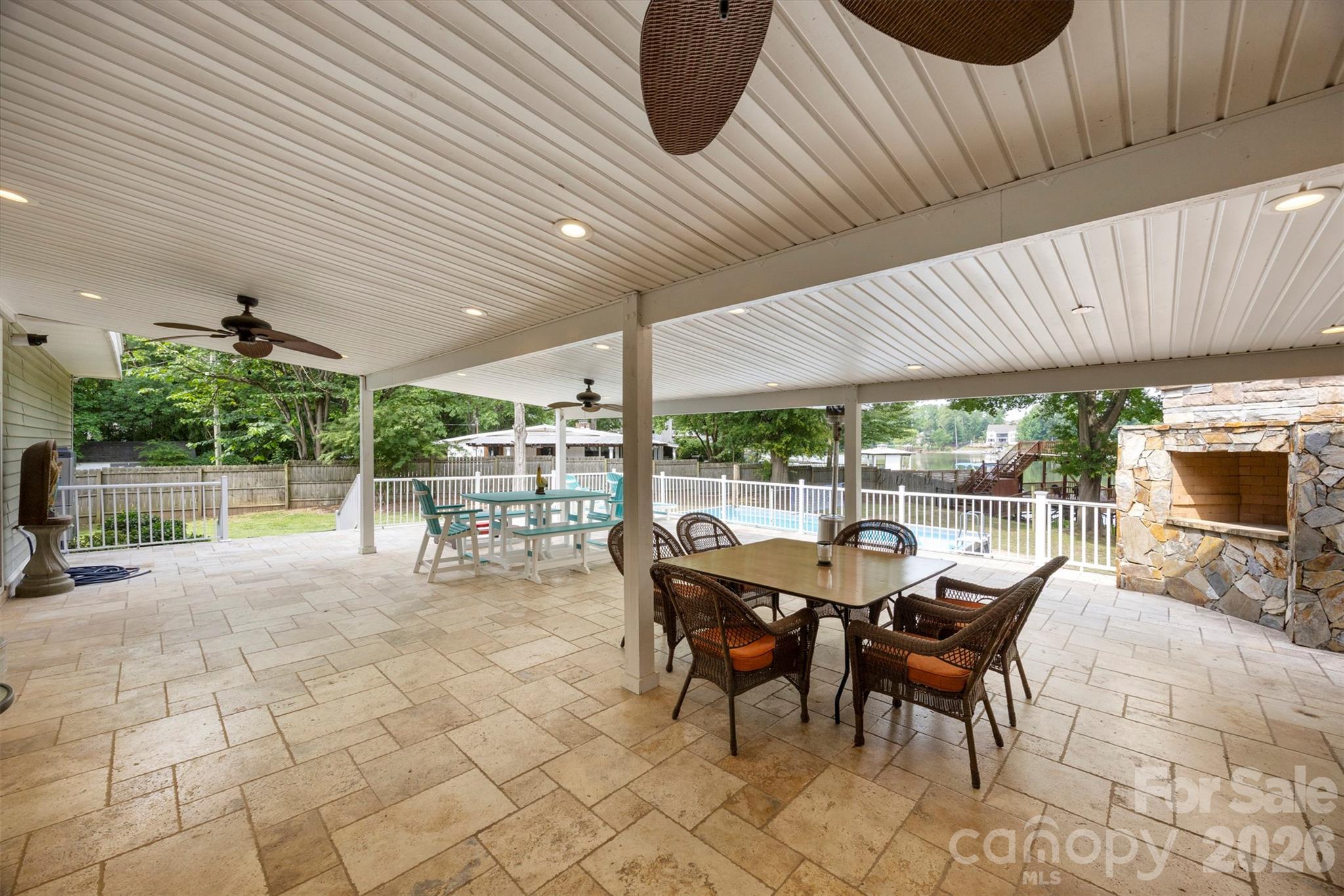 5555 Riverfront Road — Lake Wylie