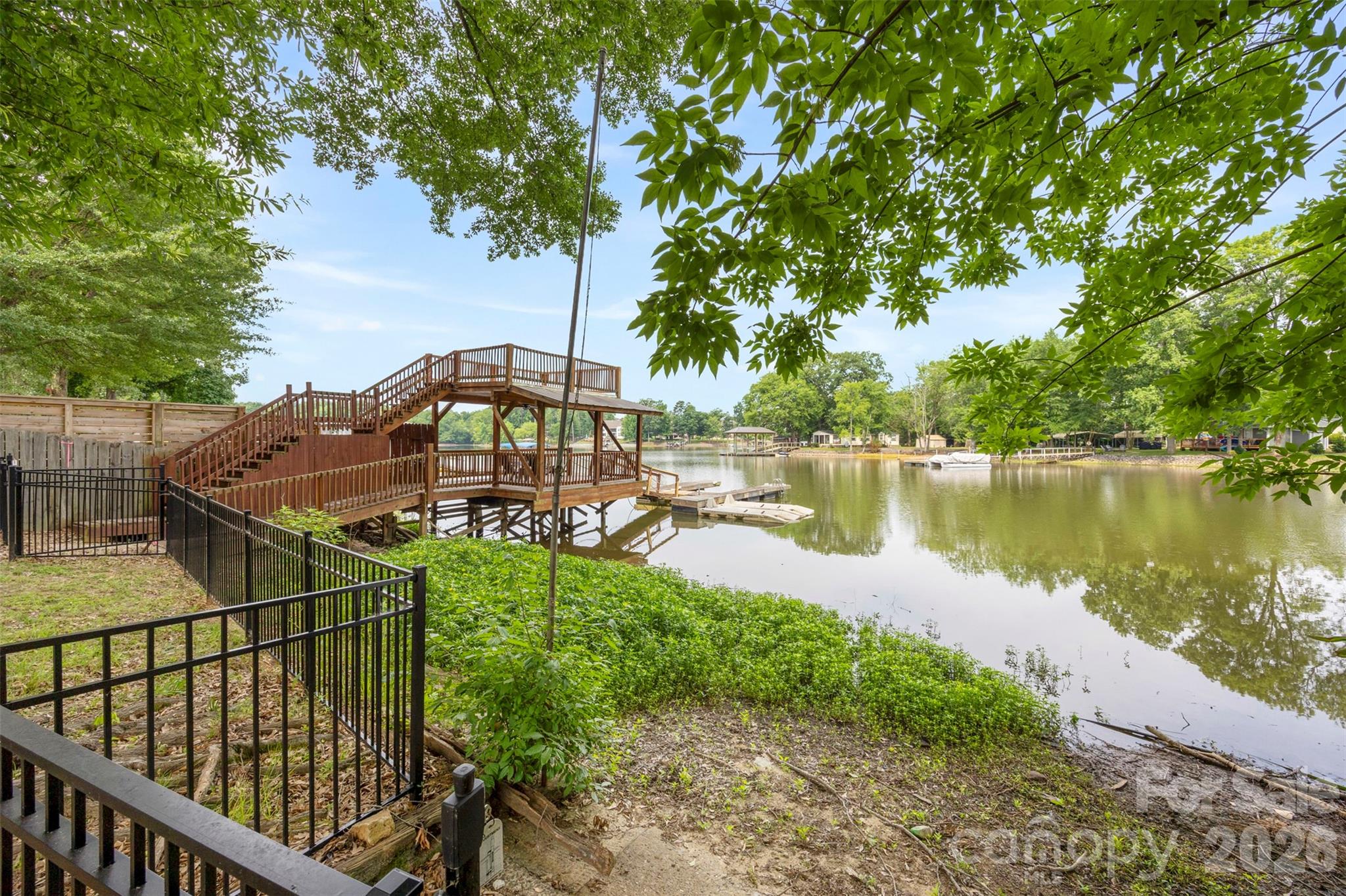 5555 Riverfront Road — Lake Wylie