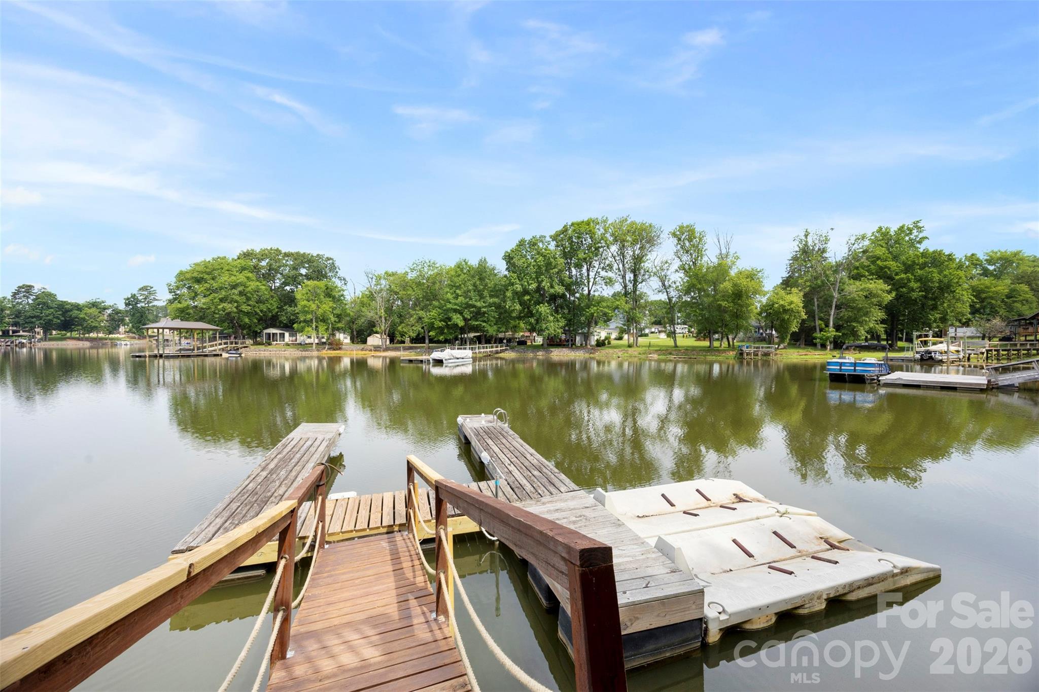 5555 Riverfront Road — Lake Wylie