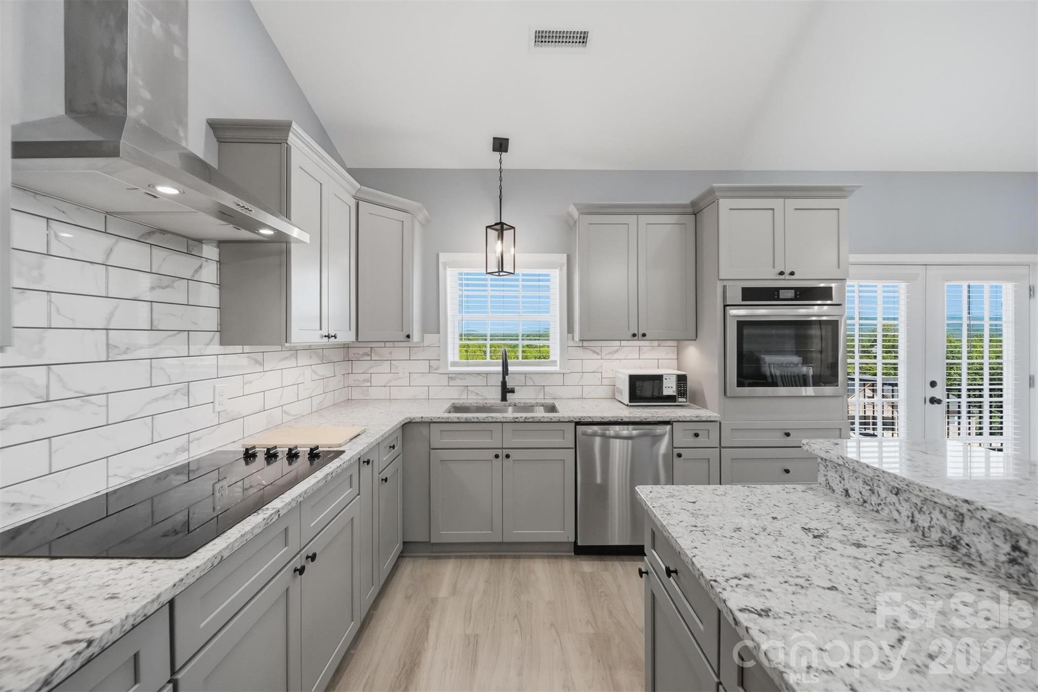418 Huntington Woods Street SE — Lenoir