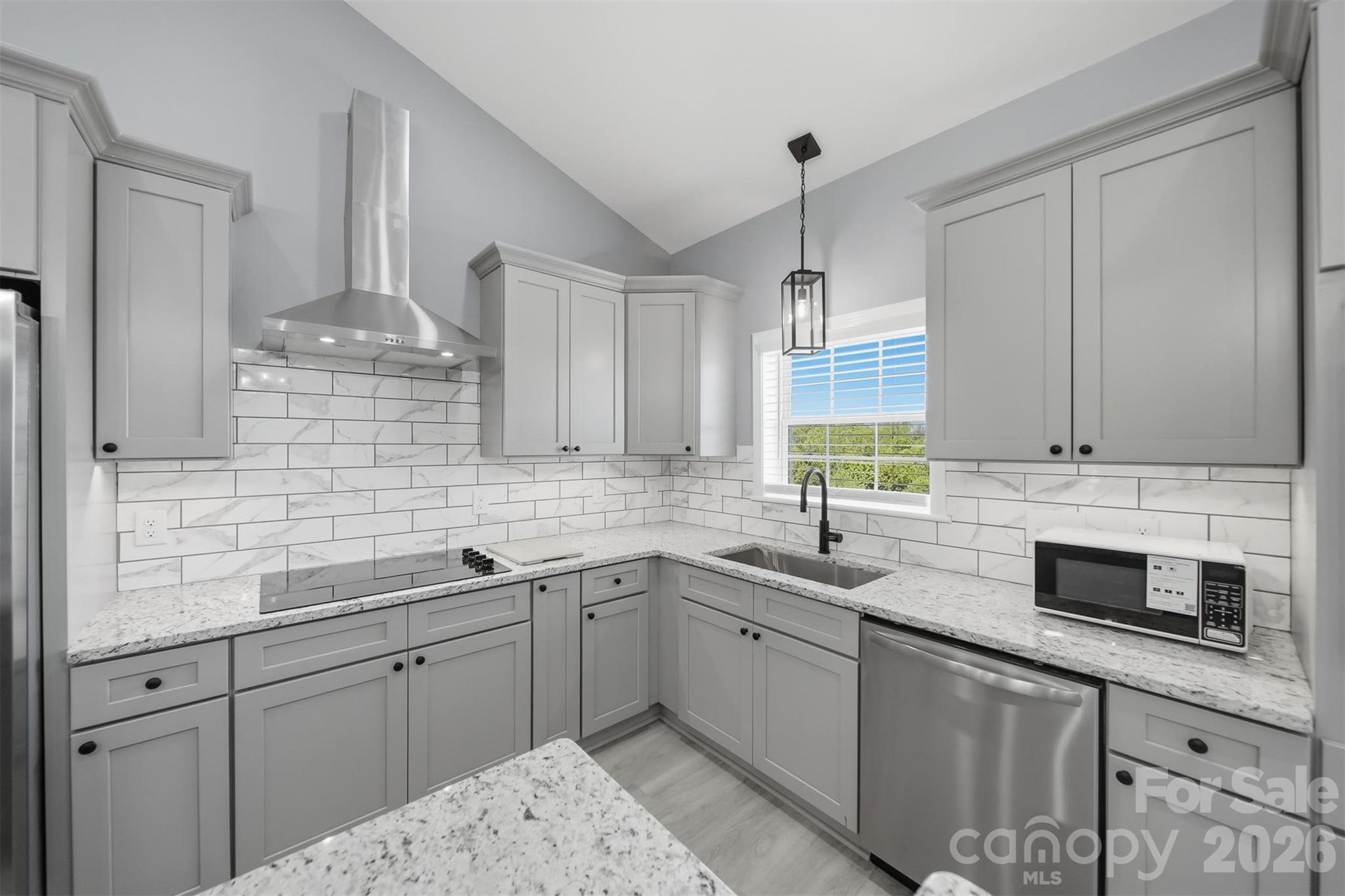 418 Huntington Woods Street SE — Lenoir