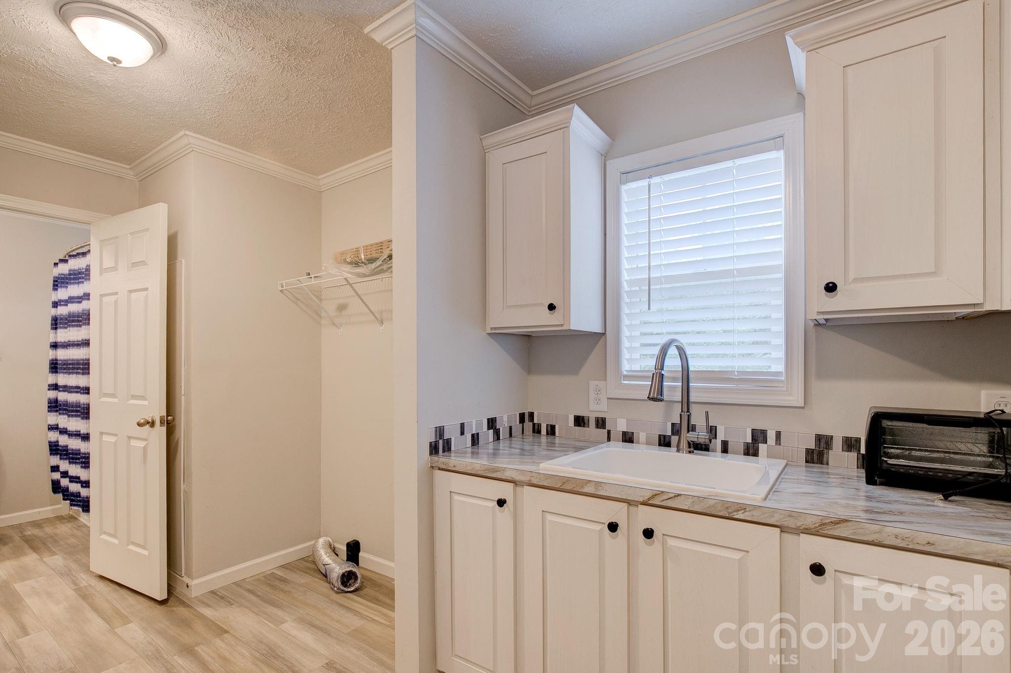 4837 Buck Street — Kershaw