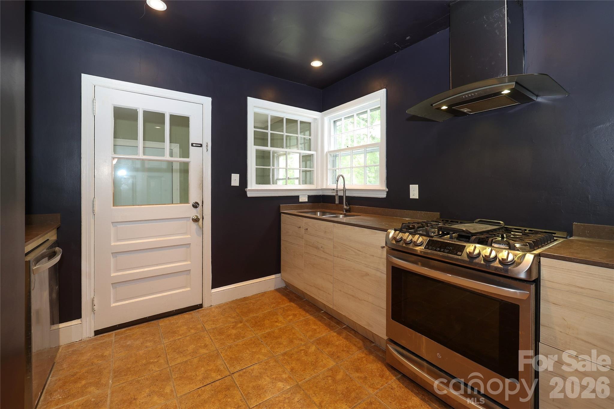 1456 Briar Creek Road — Charlotte