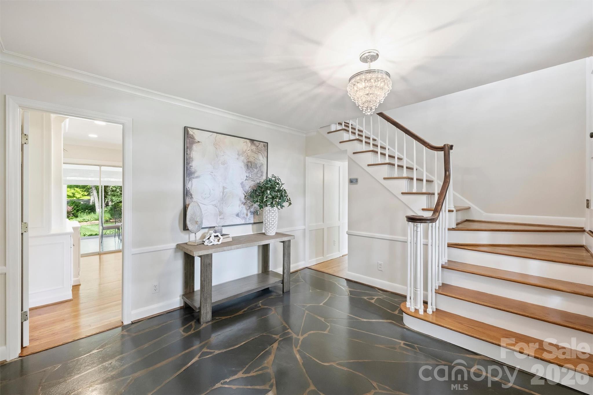 900 Greentree Drive — Charlotte