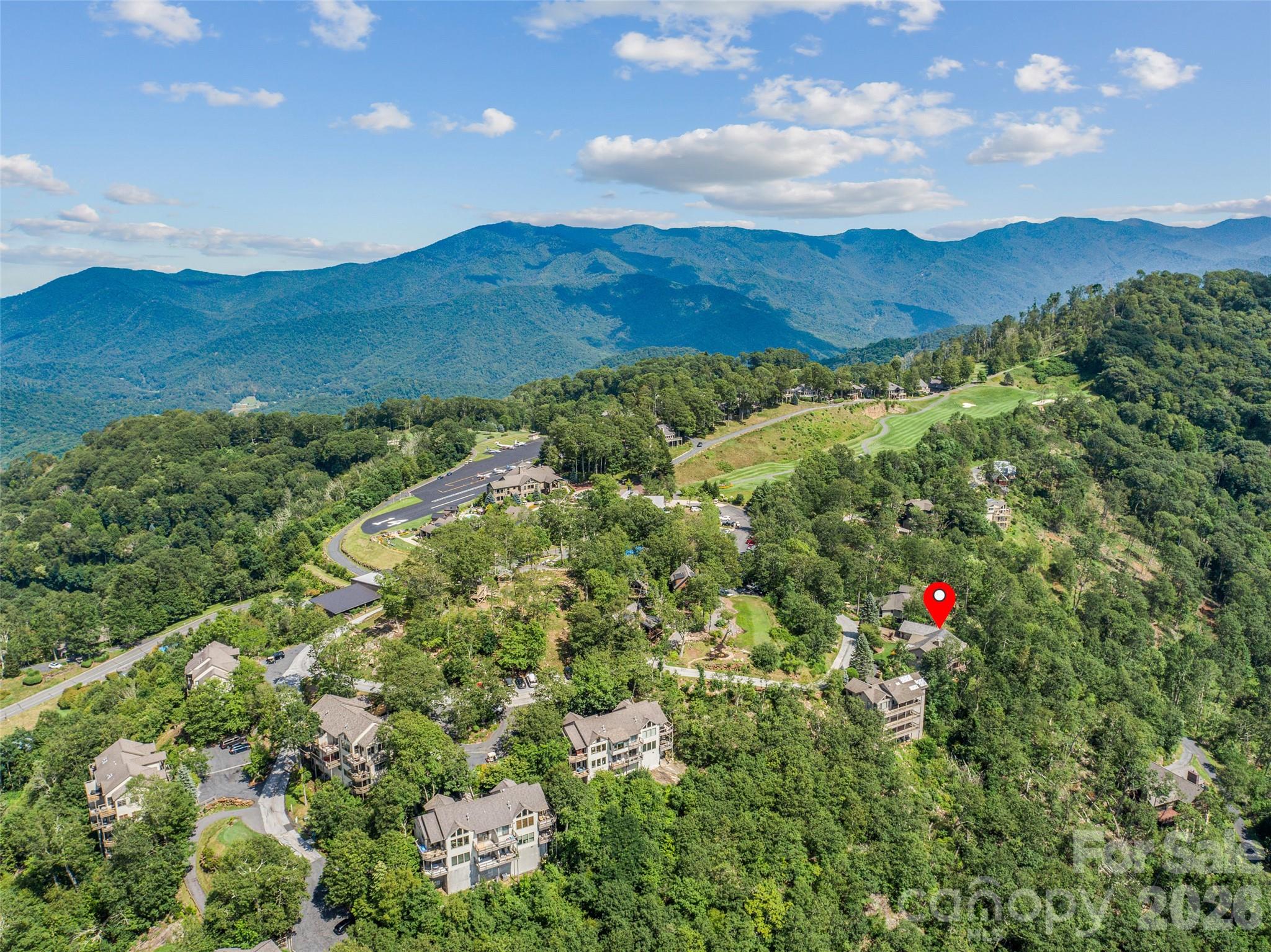 218 Slickrock Road — Burnsville