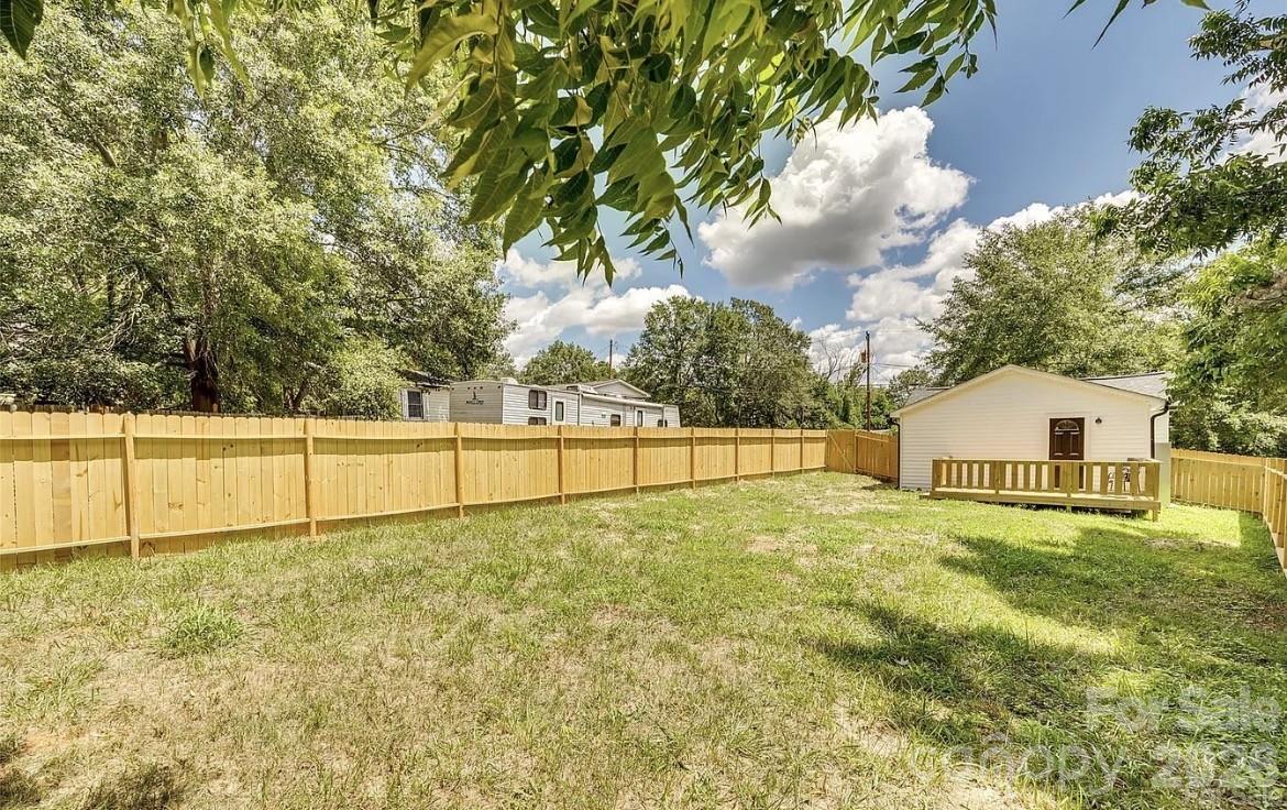 140 Plyler Road — Lancaster