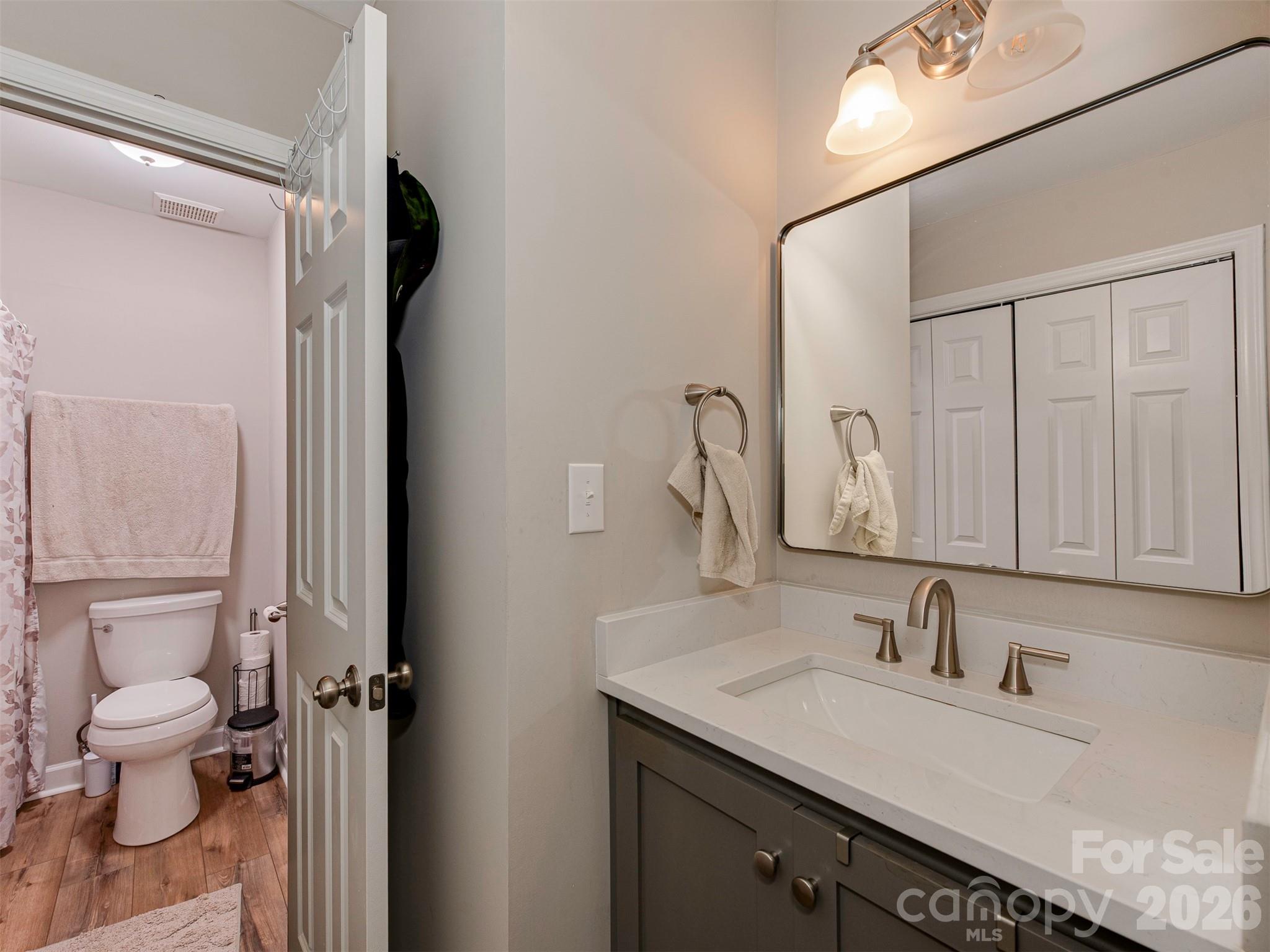 10200 Cairnsmore Place — Mint Hill