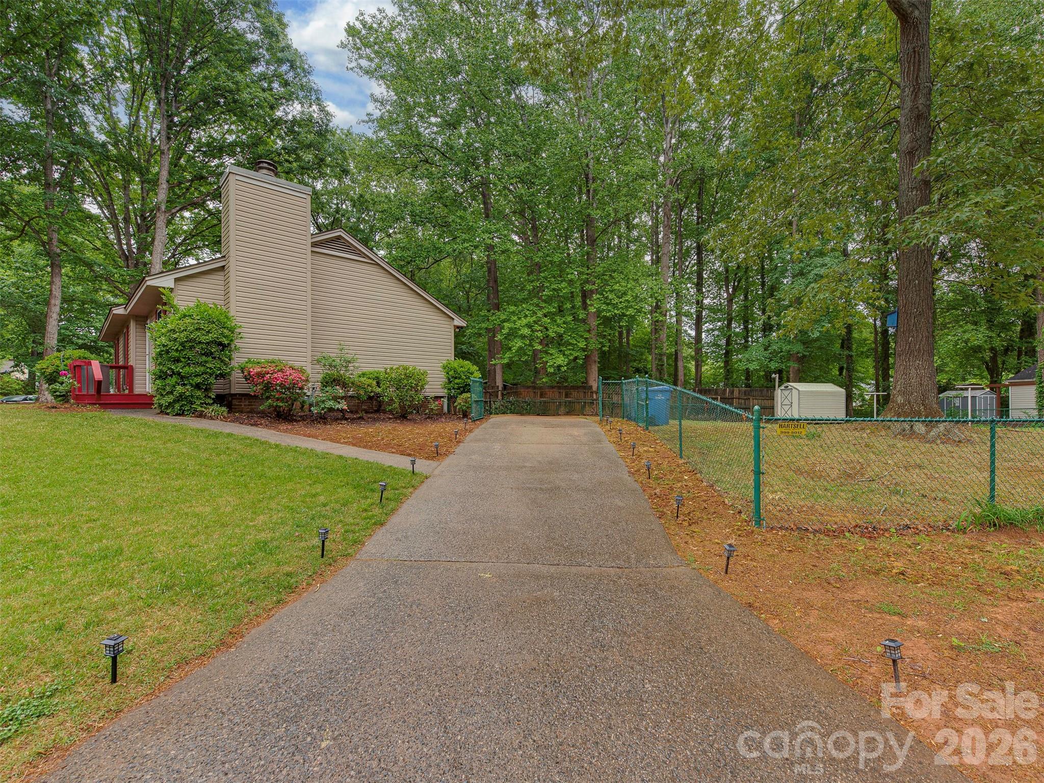 10200 Cairnsmore Place — Mint Hill