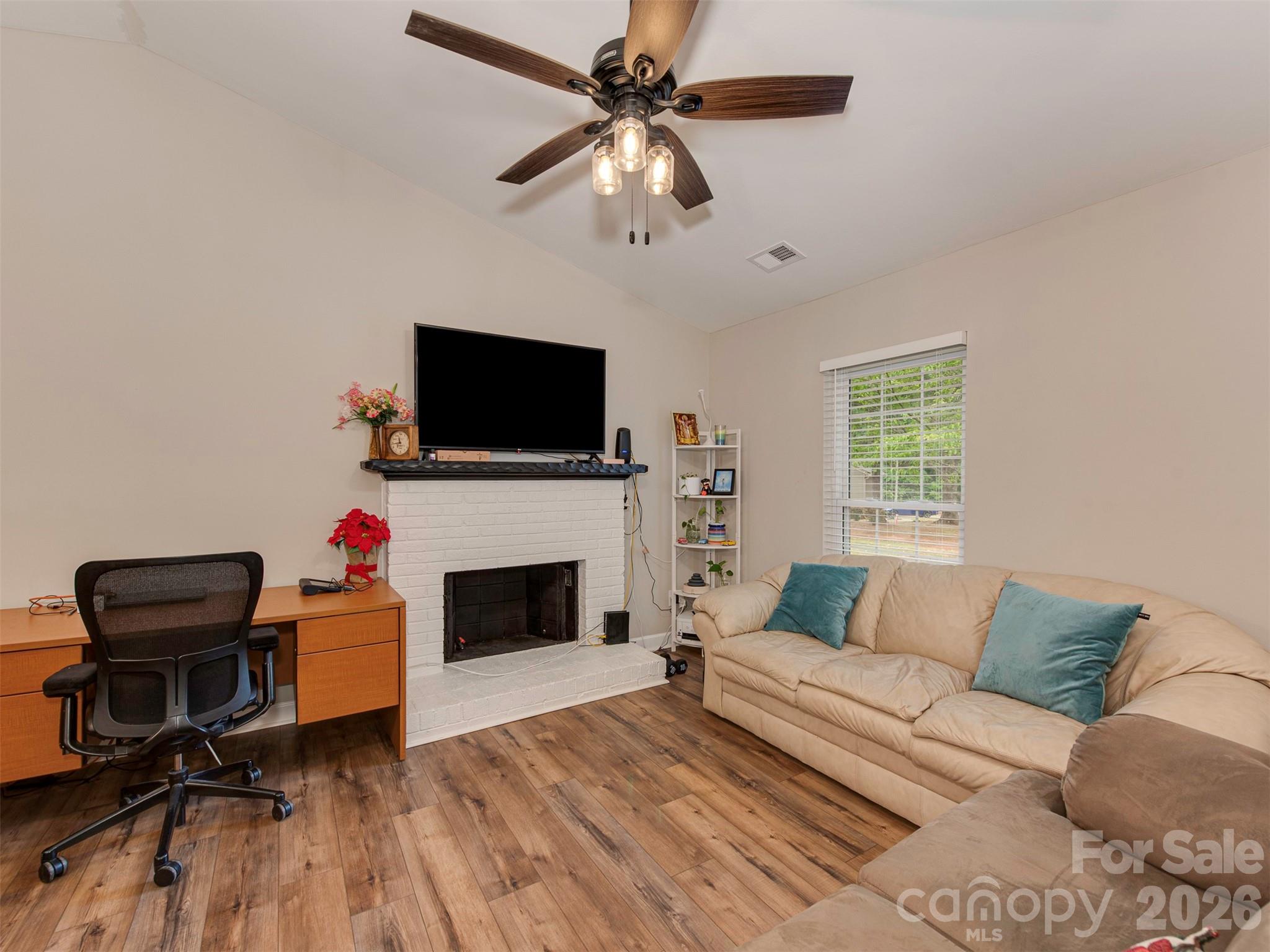 10200 Cairnsmore Place — Mint Hill