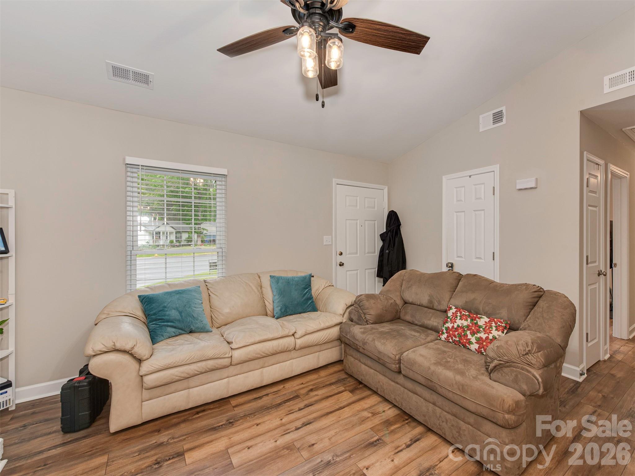 10200 Cairnsmore Place — Mint Hill