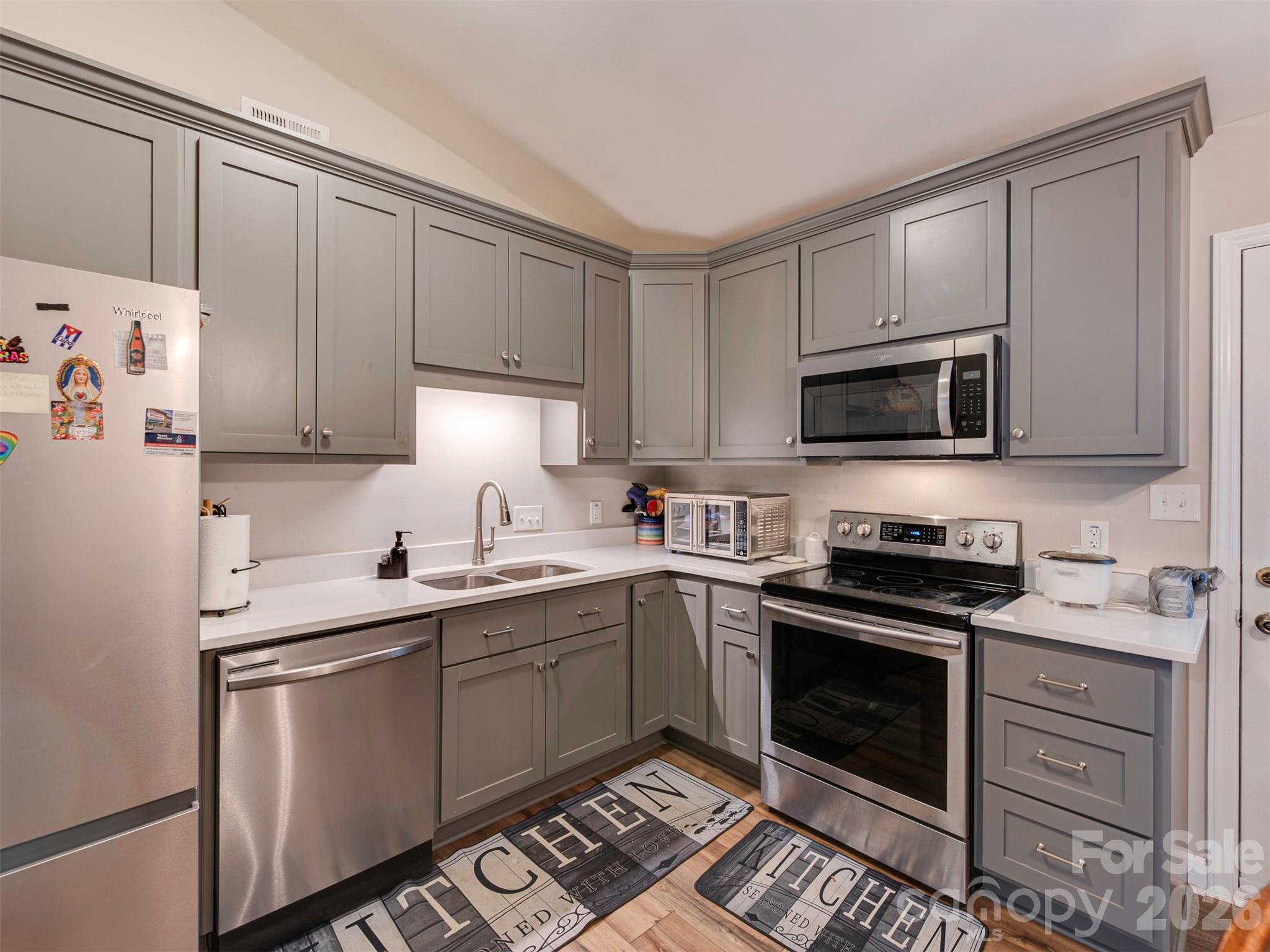 10200 Cairnsmore Place — Mint Hill