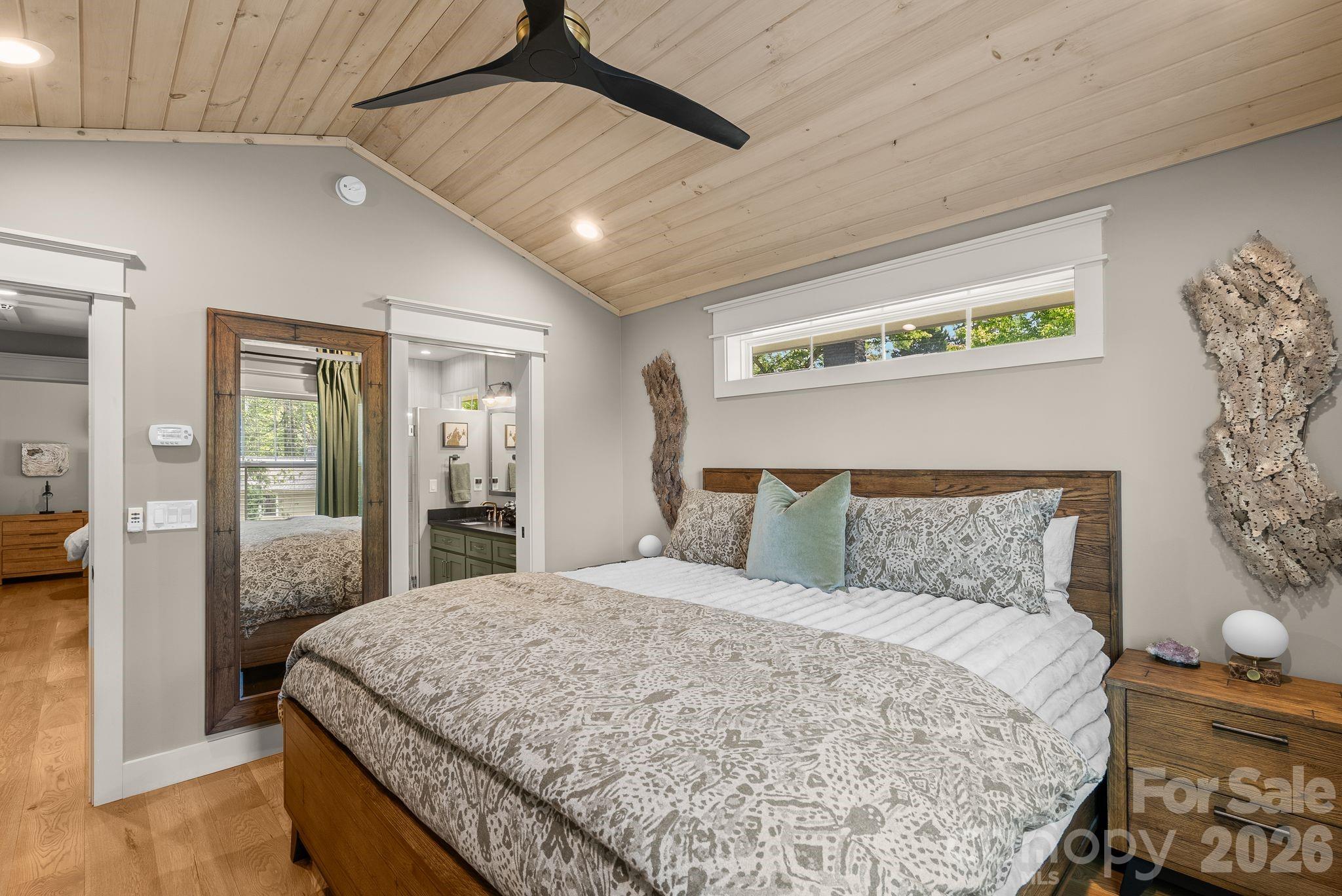 7 Acona Lane — Asheville