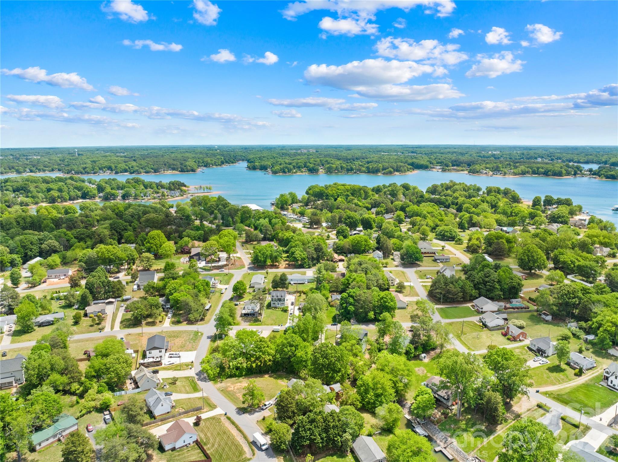 145 Driftwood Drive — Mooresville
