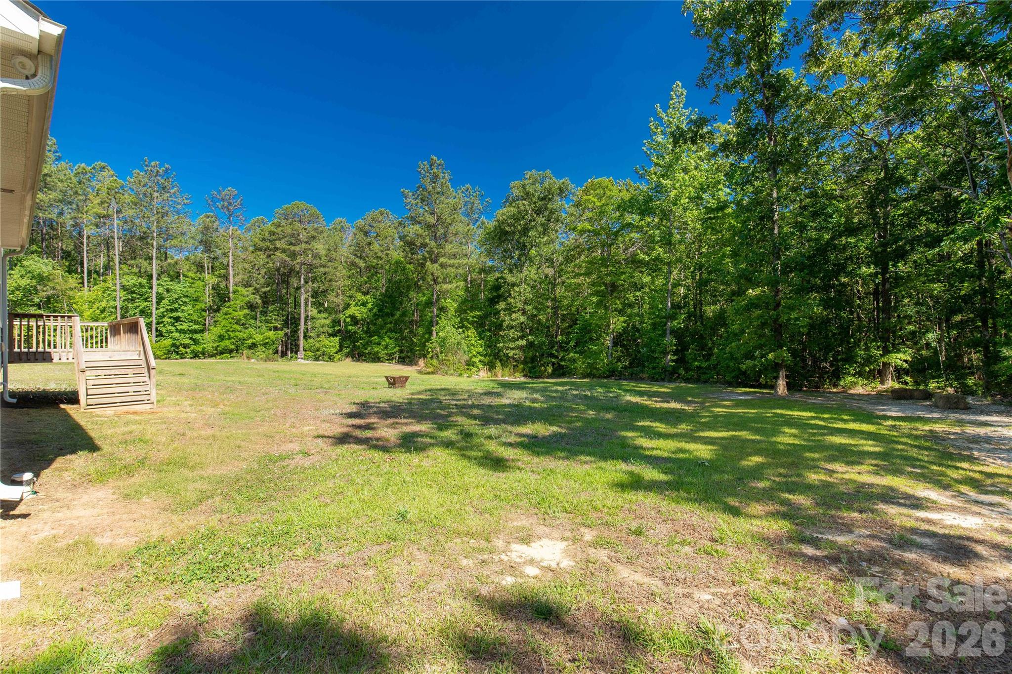 4335 Palmer Lloyd Road — Lancaster