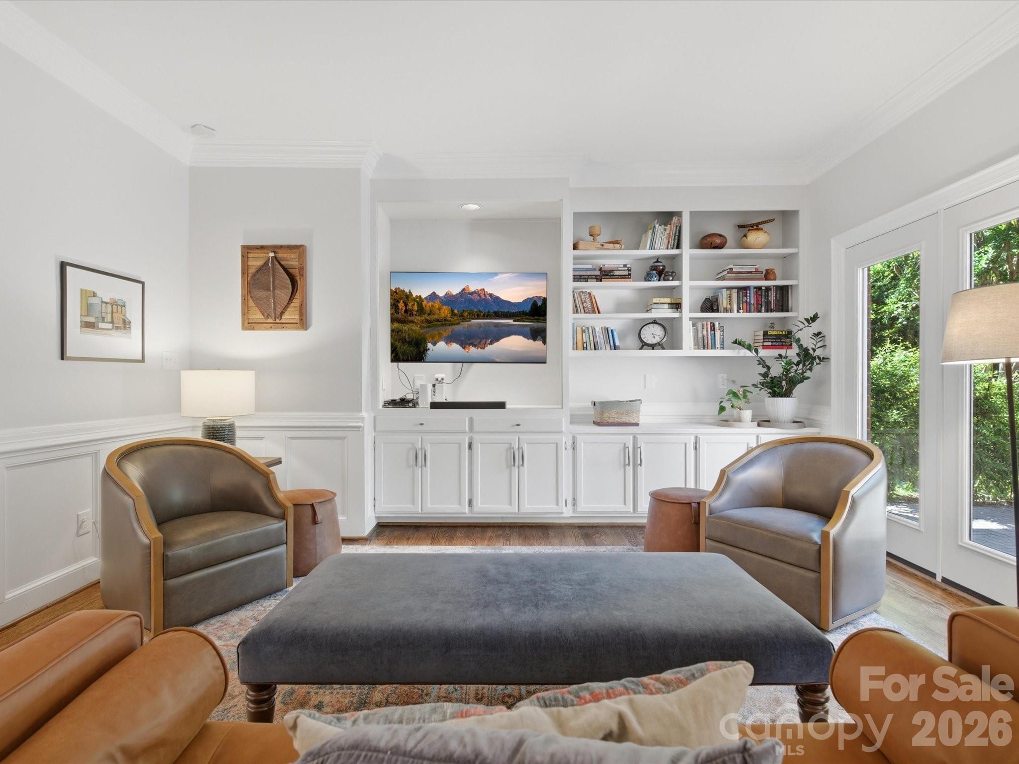 4417 Bridgewood Lane — Charlotte