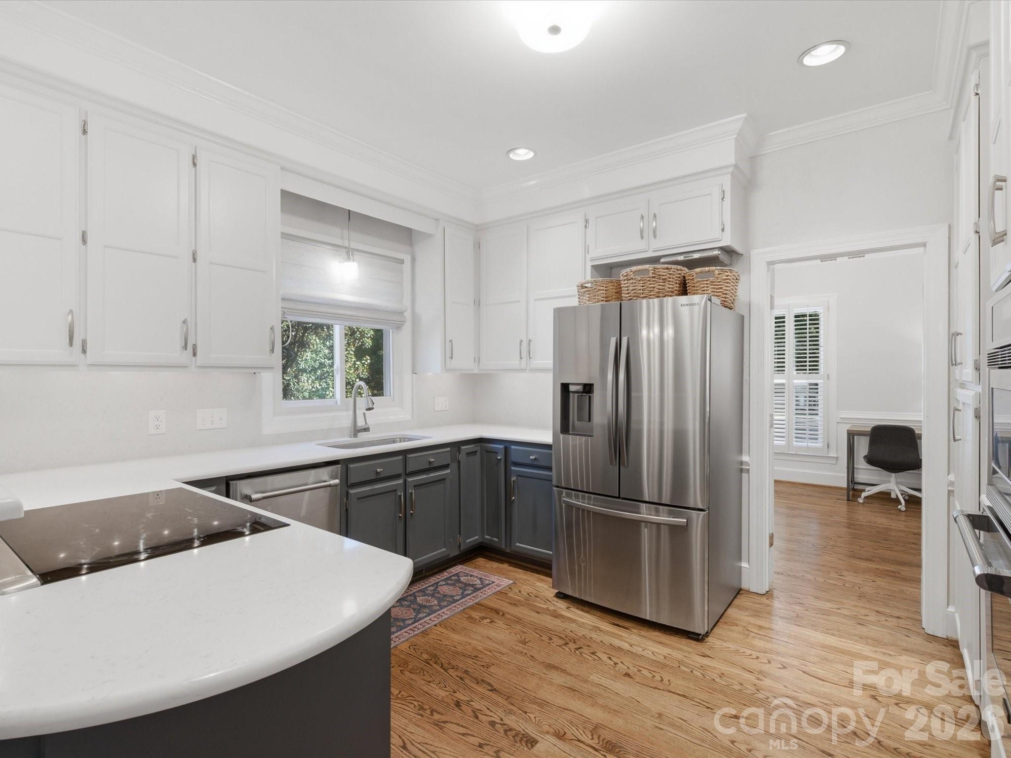 4417 Bridgewood Lane — Charlotte