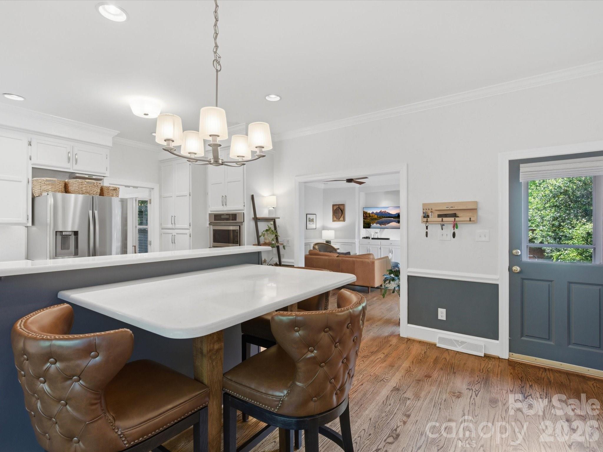 4417 Bridgewood Lane — Charlotte