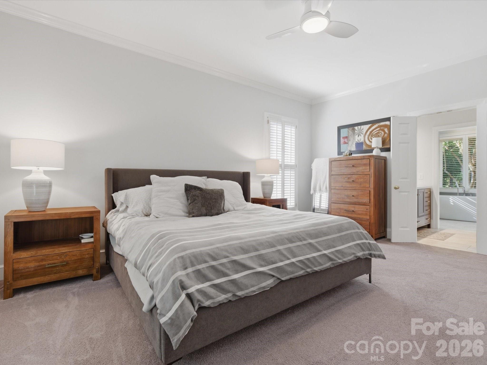 4417 Bridgewood Lane — Charlotte