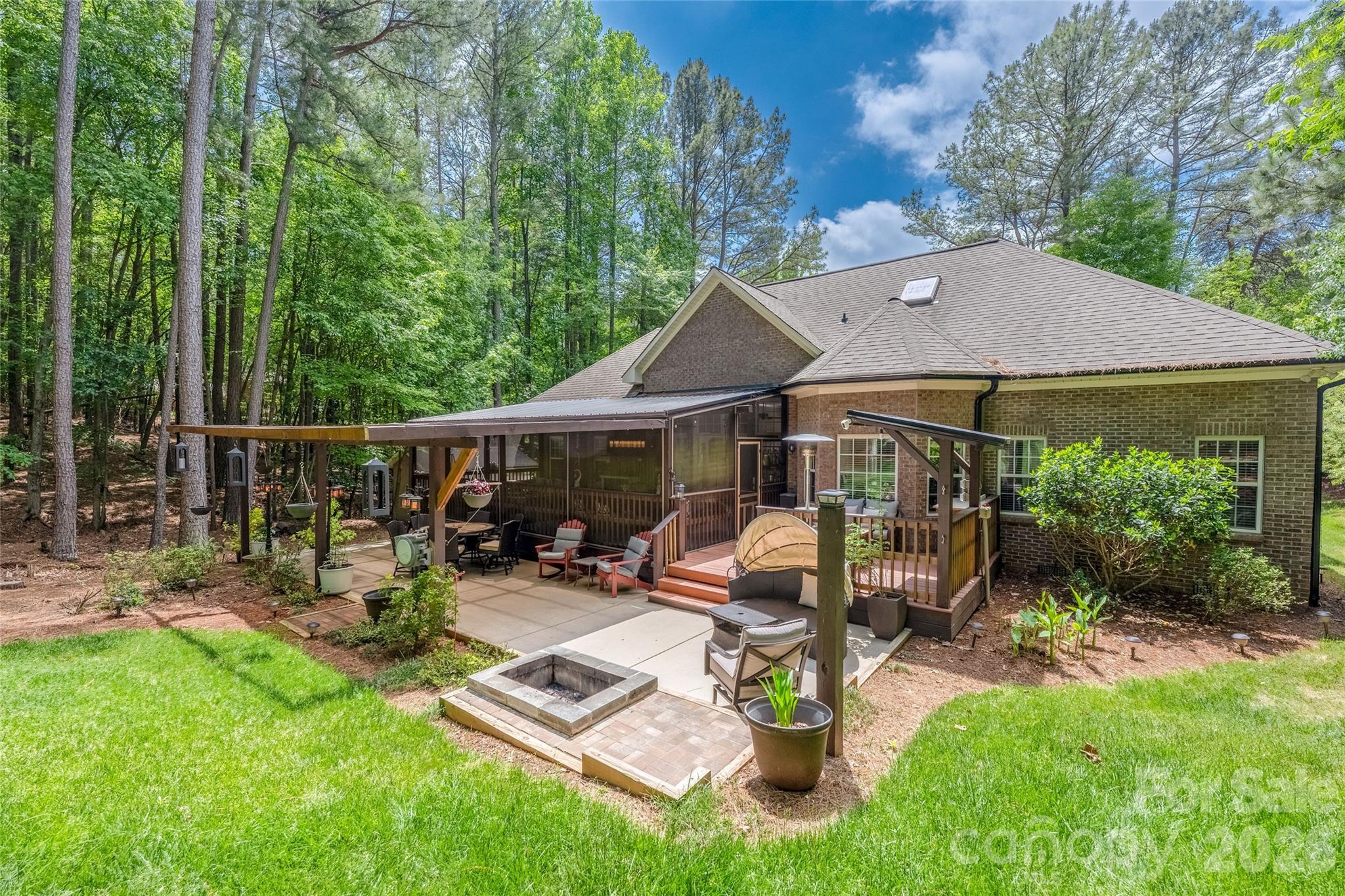 353 Marietta Road — Mooresville