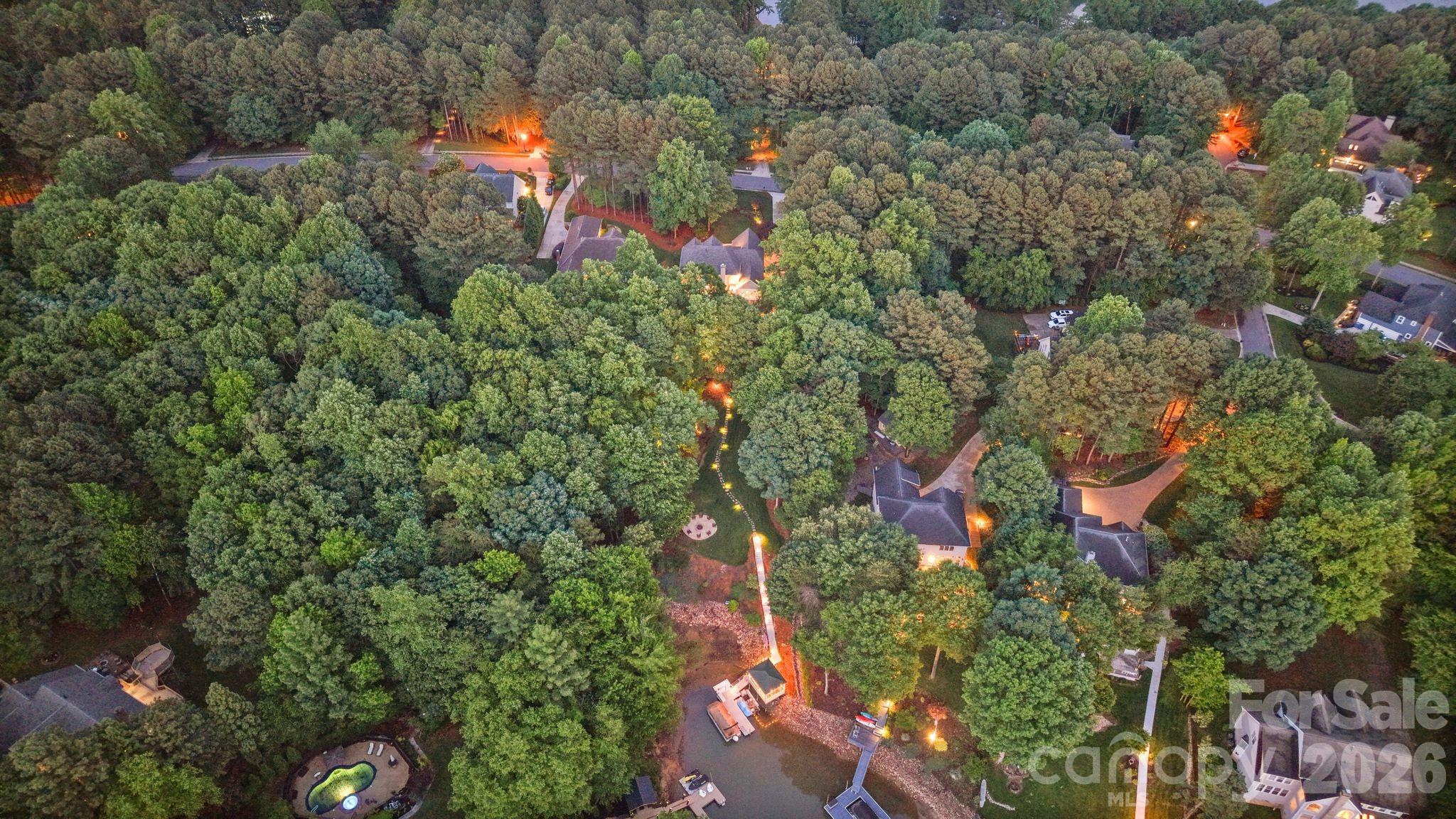 188 Lake Mist Drive — Mooresville