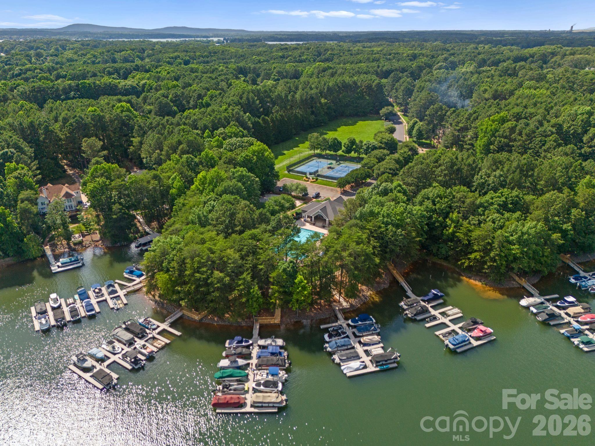 188 Lake Mist Drive — Mooresville
