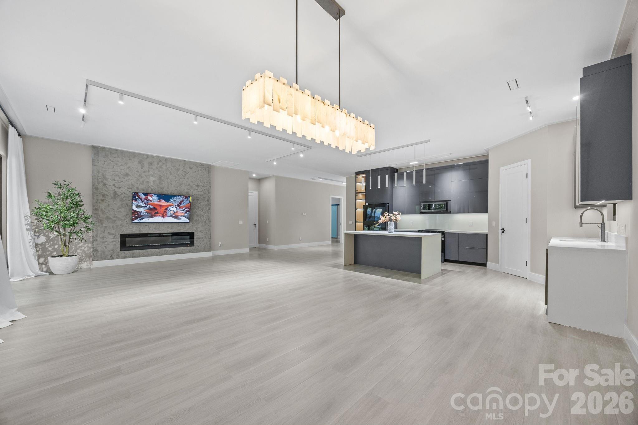 12930 Hamilton Road — Charlotte