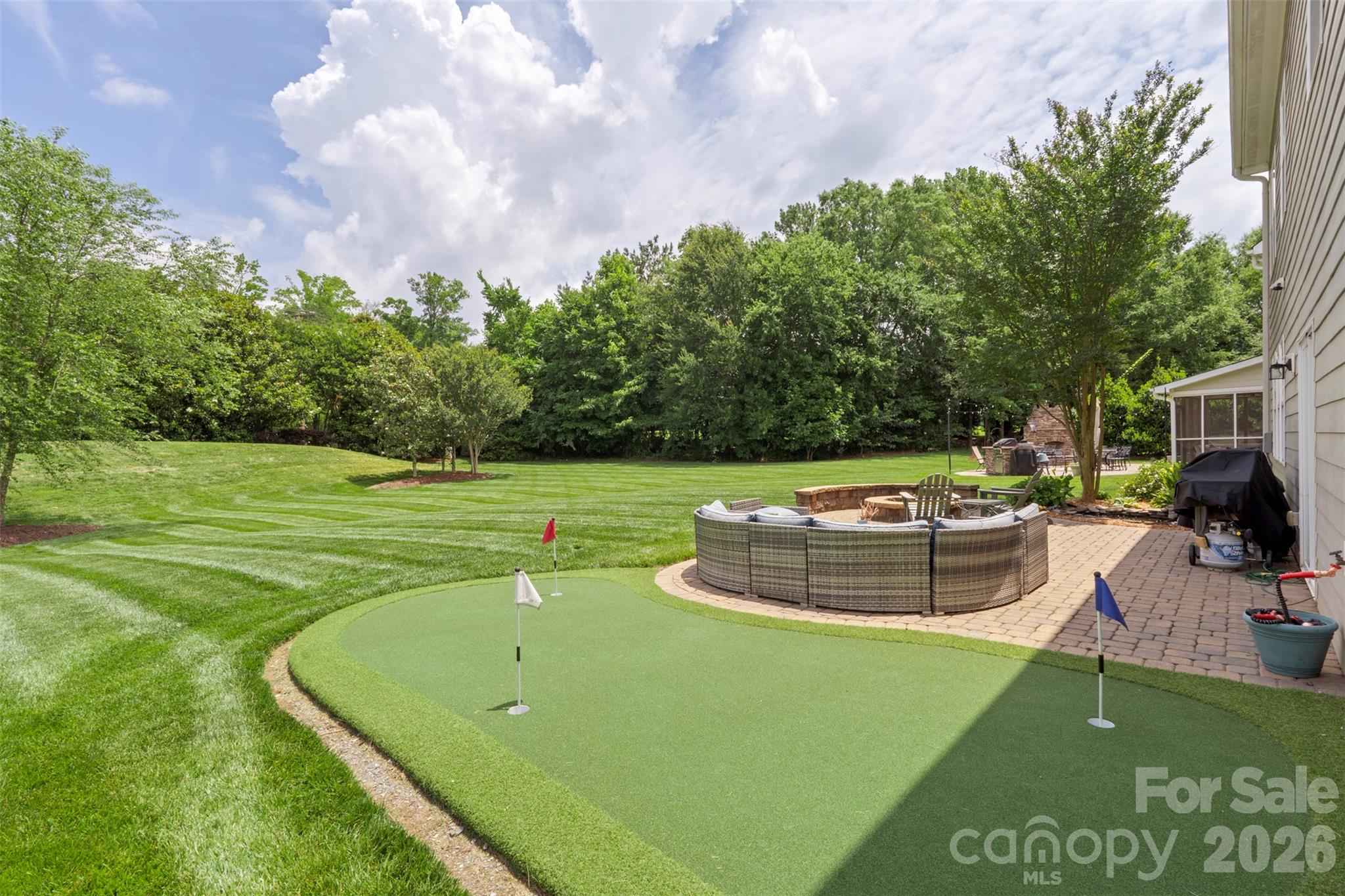 10019 Elizabeth Crest Lane — Charlotte