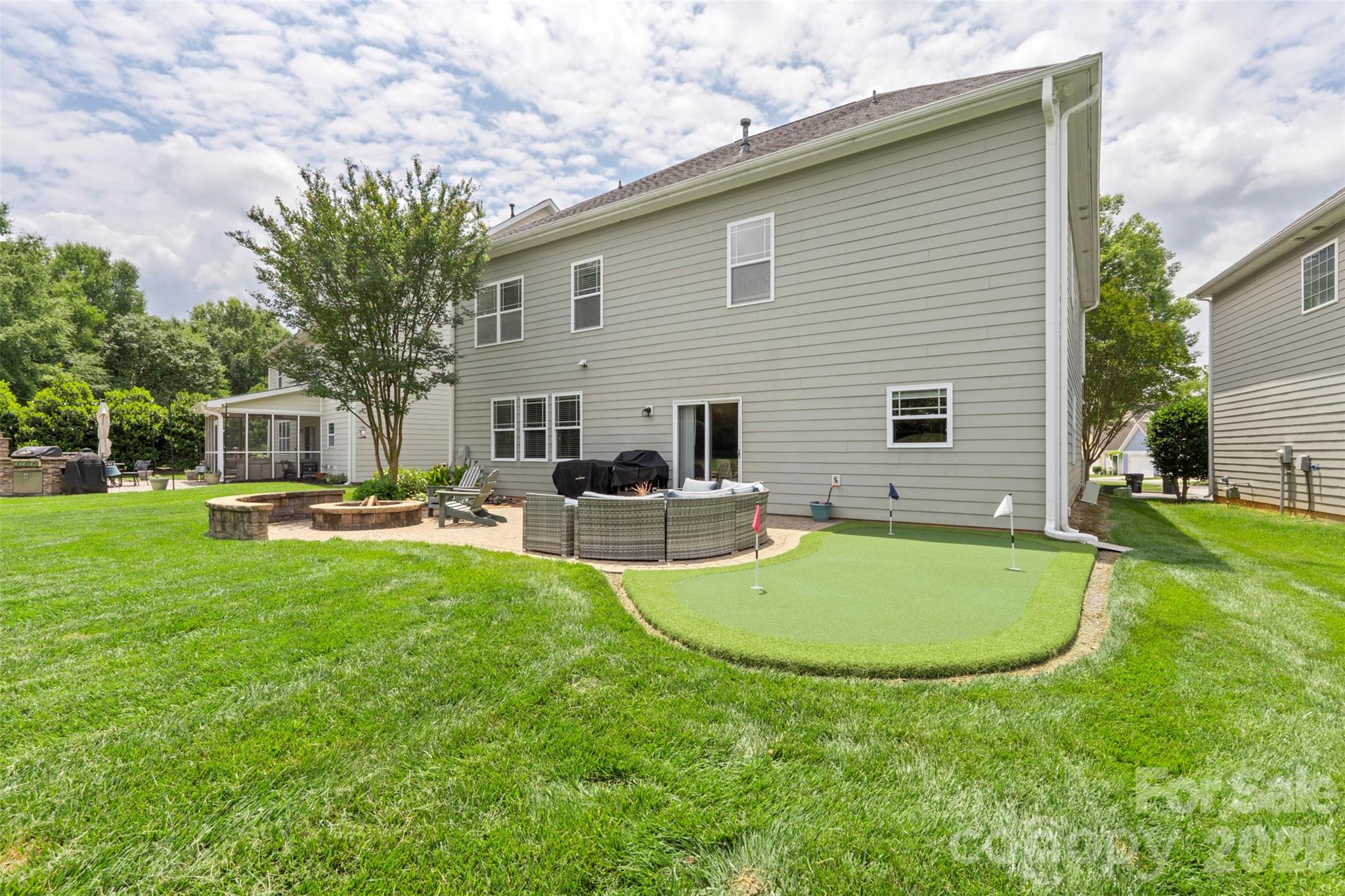 10019 Elizabeth Crest Lane — Charlotte