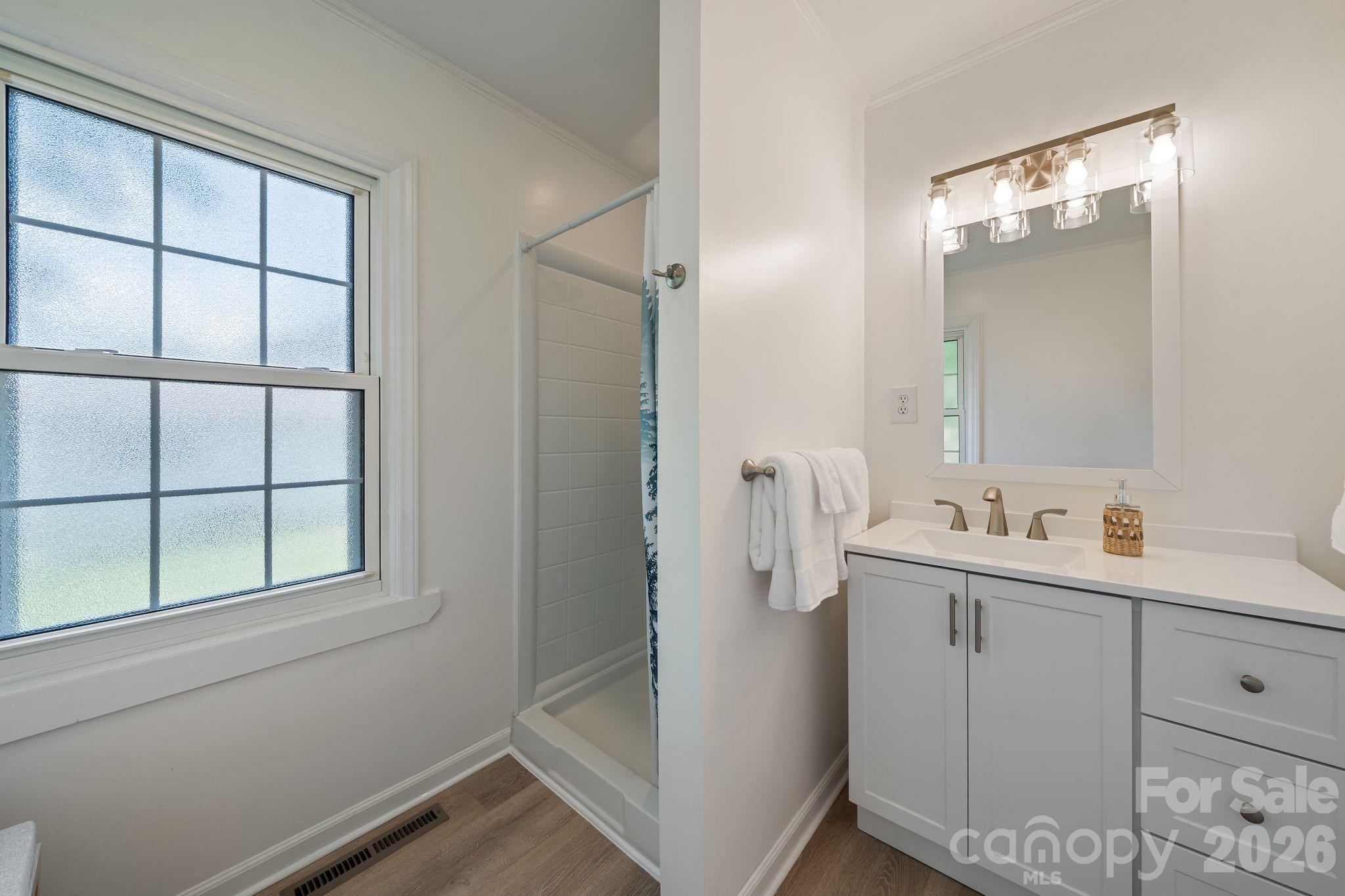 753 Carpenter Avenue — Mooresville