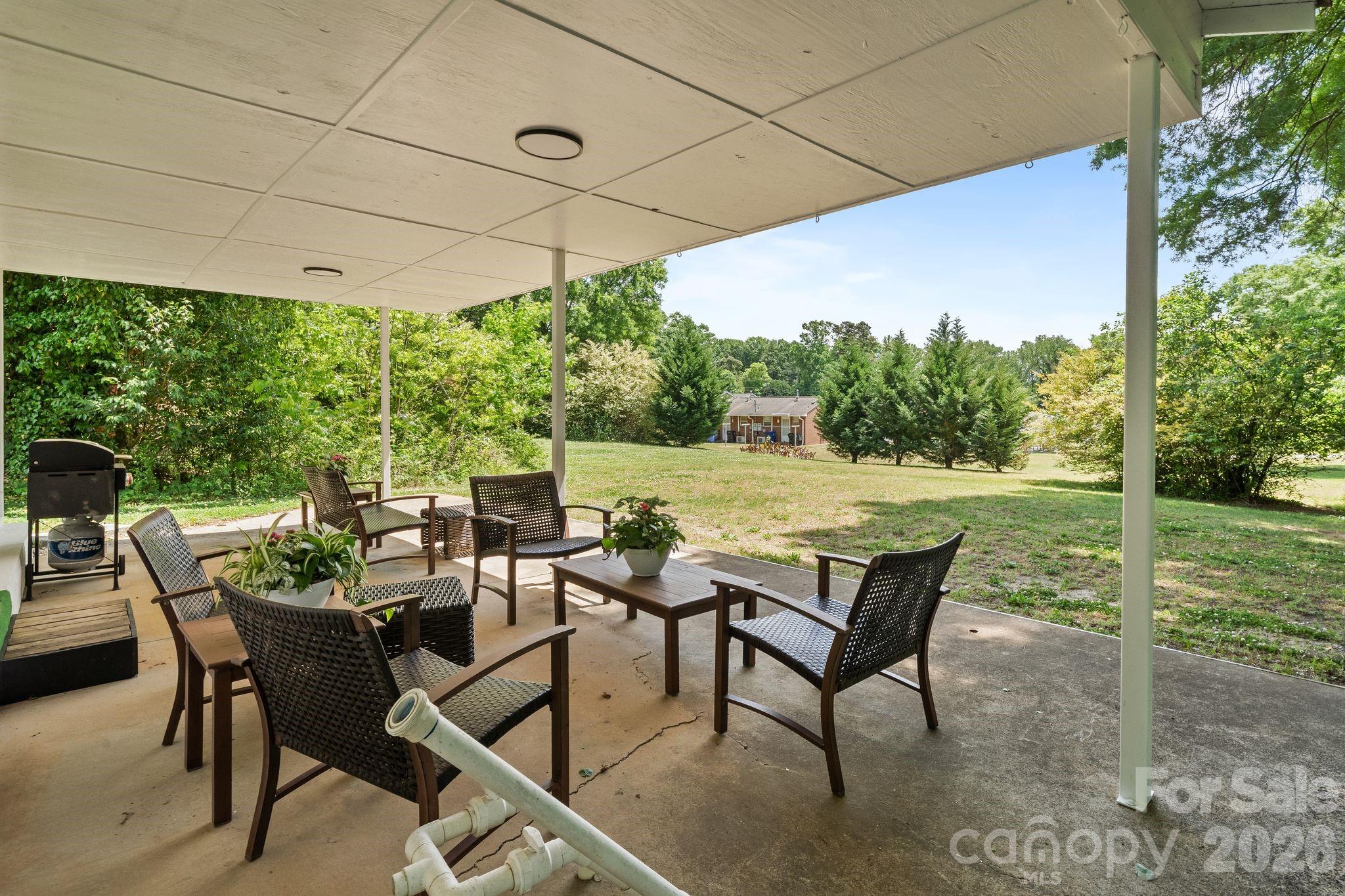 753 Carpenter Avenue — Mooresville