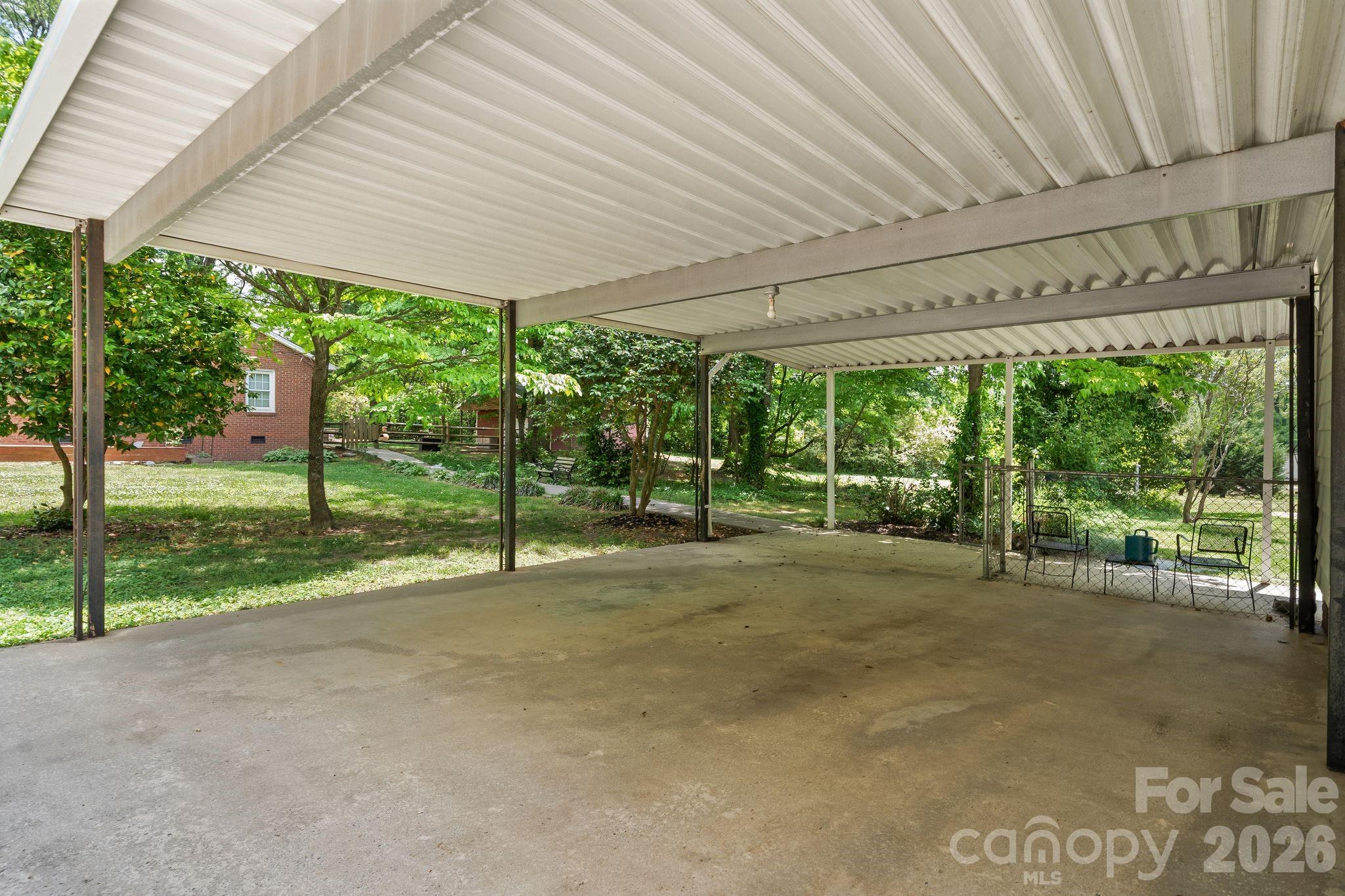 753 Carpenter Avenue — Mooresville
