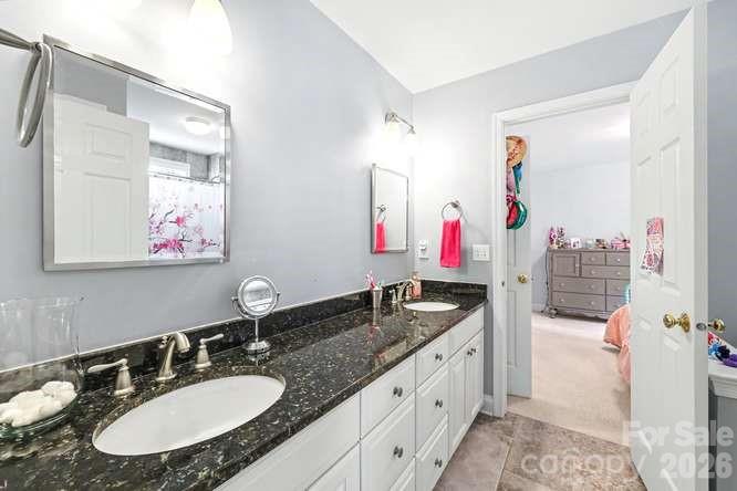 4111 Kronos Place #64 — Charlotte
