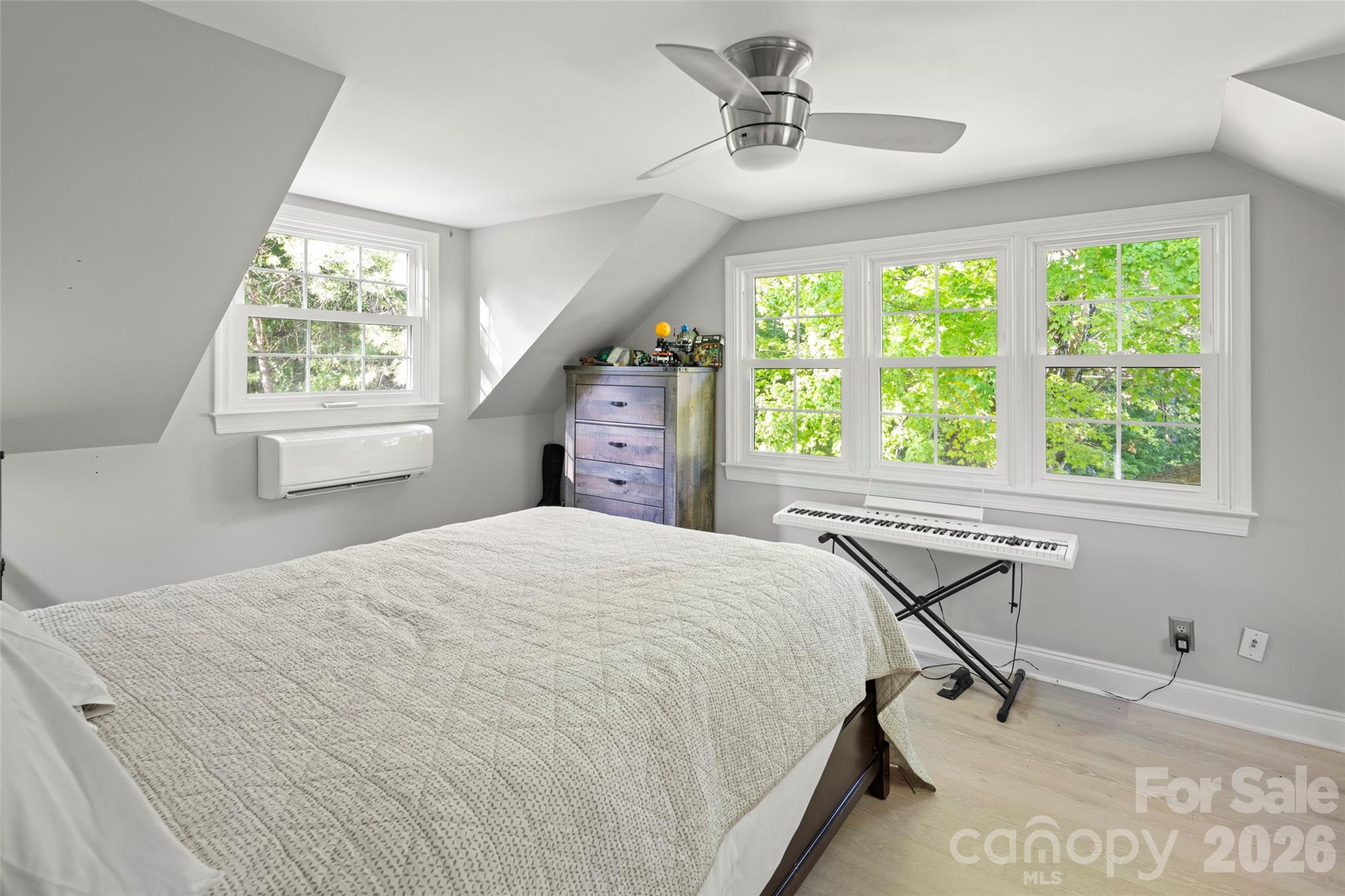 229 Sandstone Lane — Hendersonville