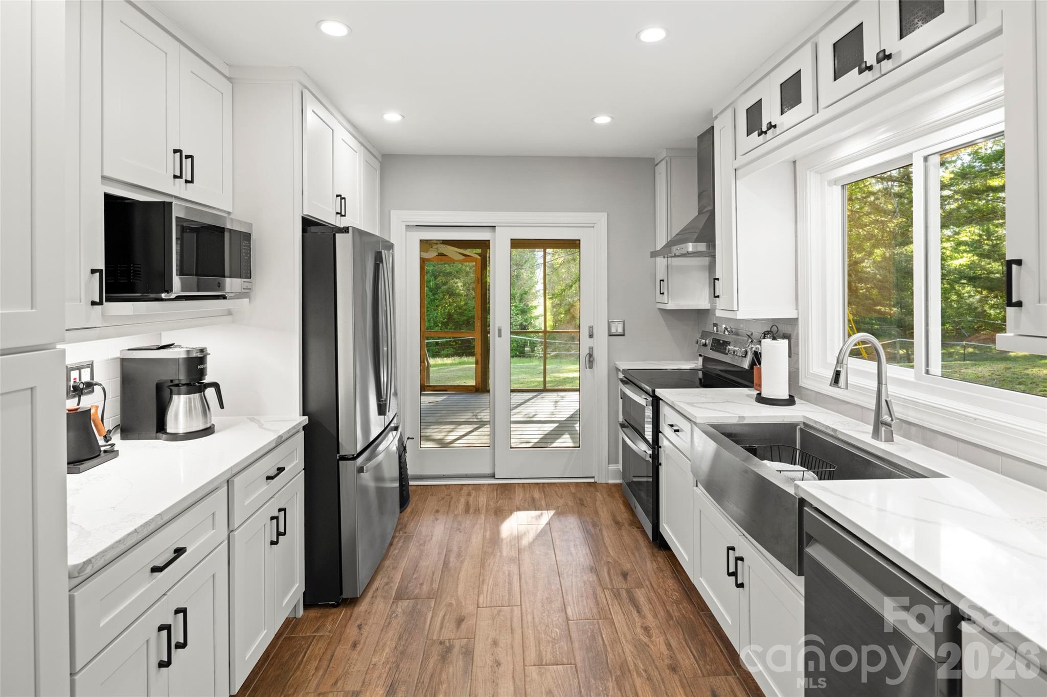 229 Sandstone Lane — Hendersonville