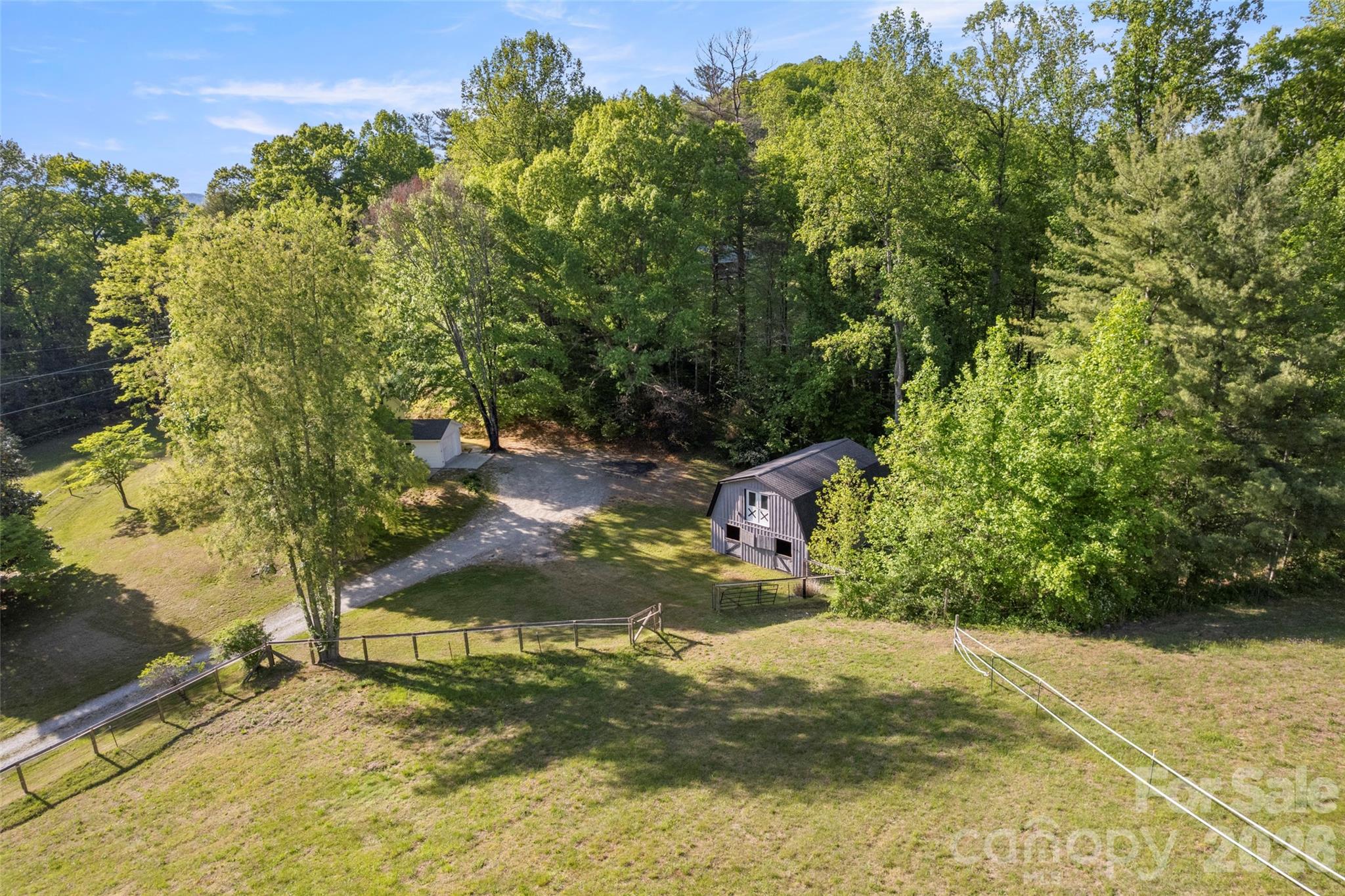 229 Sandstone Lane — Hendersonville