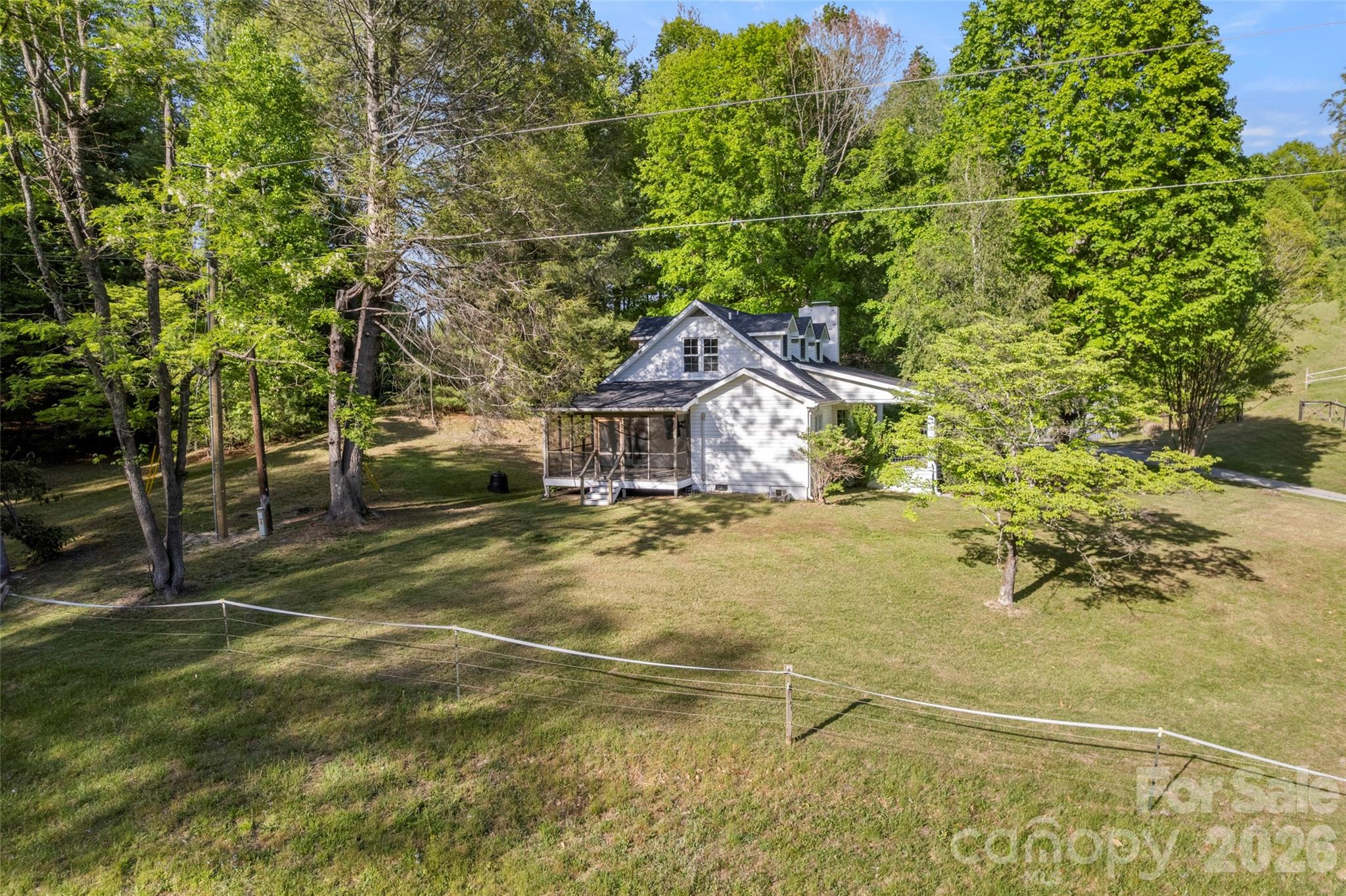 229 Sandstone Lane — Hendersonville