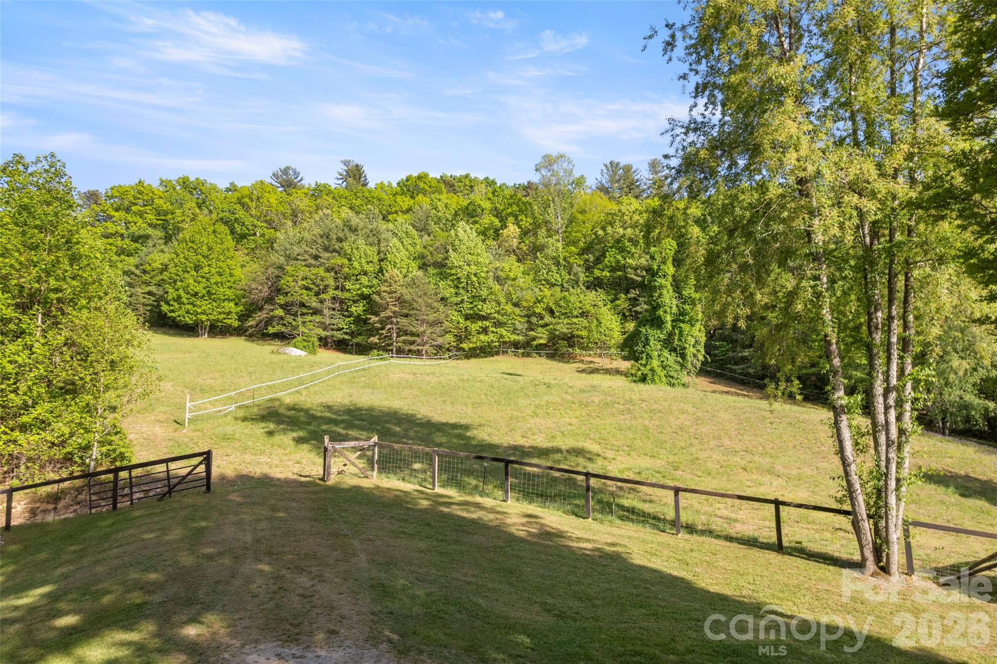 229 Sandstone Lane — Hendersonville
