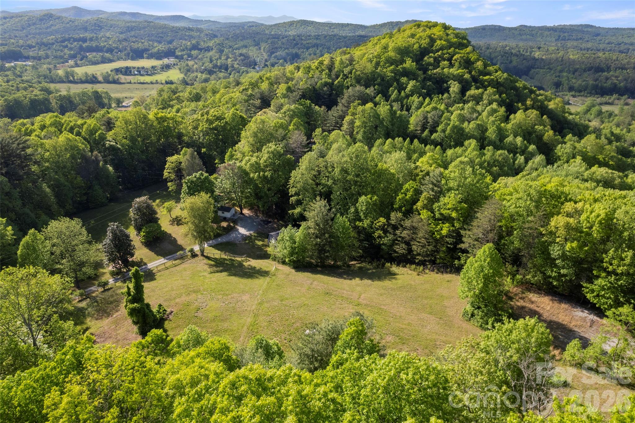 229 Sandstone Lane — Hendersonville